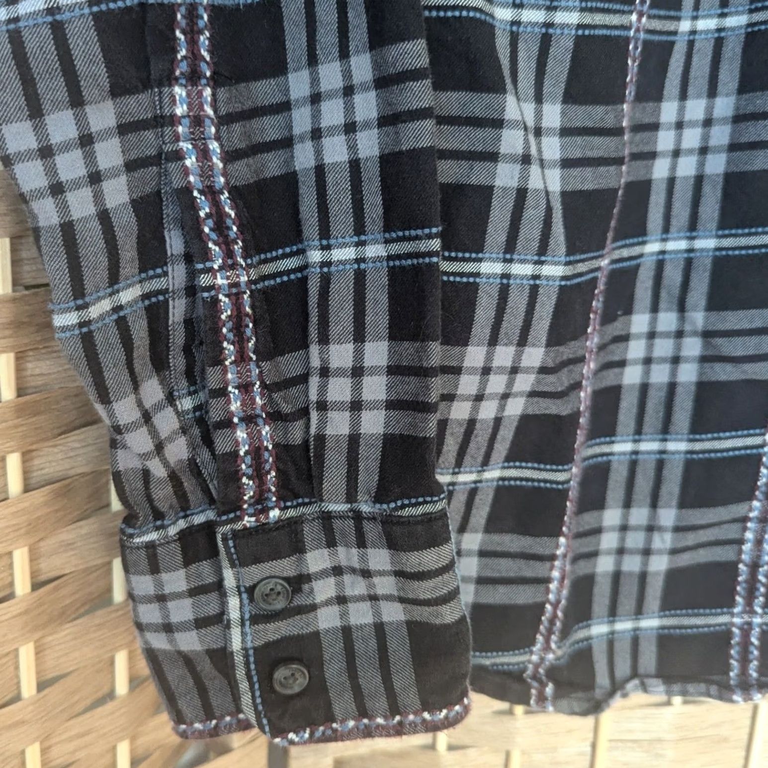 Eddie Bauer Eddie Bauer Womens Black Grey Plaid Flannel Button-Up Shirt Aztec Southwestern Shirt Womens S Black Plaid Aztec Grunge Casual Buttons Pocket S Size S / US 4 / IT 40 - 4 Thumbnail