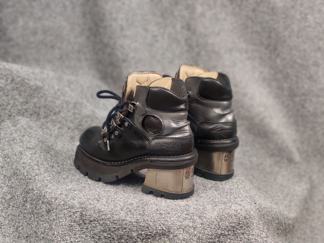 New Rock New Rock Black Leather metallic heel with hole lace Boots Size US 10 / IT 40 - 11 Thumbnail