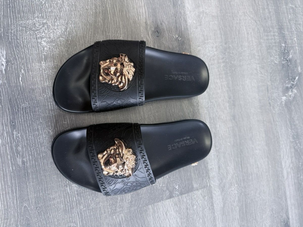 Versace Balenciaga Men's Black Rubber Printed Logo Slides Sandals Size US 8 / IT 38 - 1 Thumbnail