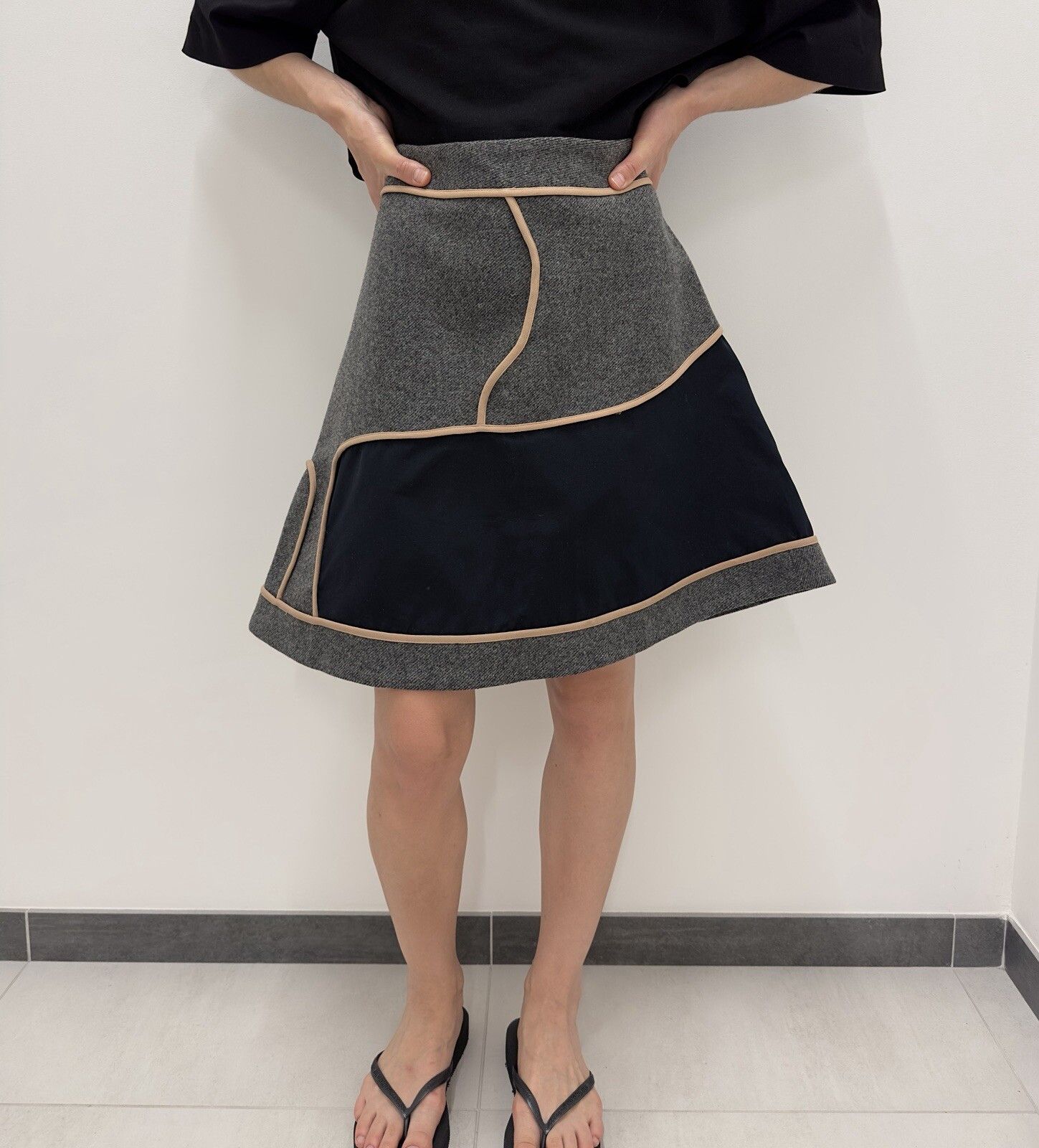 Marni MARNI Wool Short A-line Womens Skirt Grey Size 40 Size 27" / US 4 / IT 40 - 1 Thumbnail