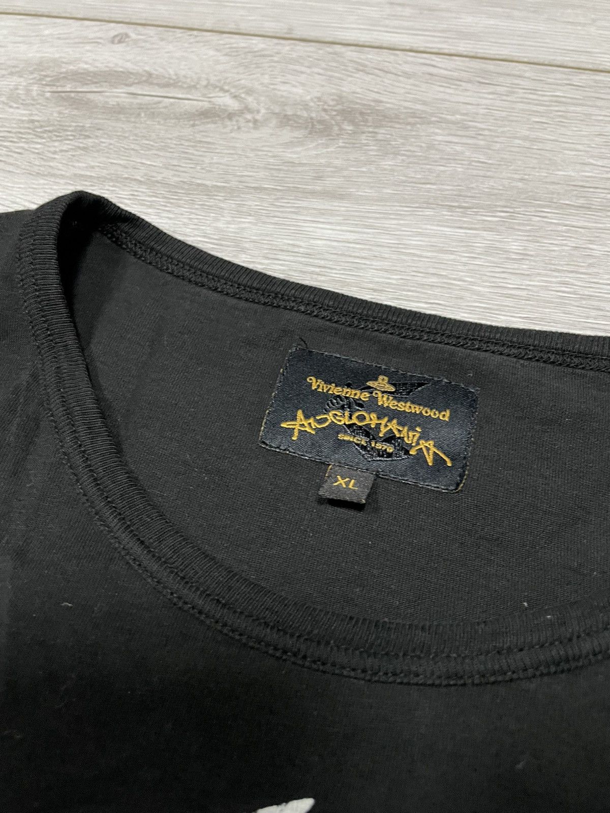 Vivienne Westwood Vivienne Westwood arm & cutlass vintage t-shirt Size US XL / EU 56 / 4 - 7 Thumbnail