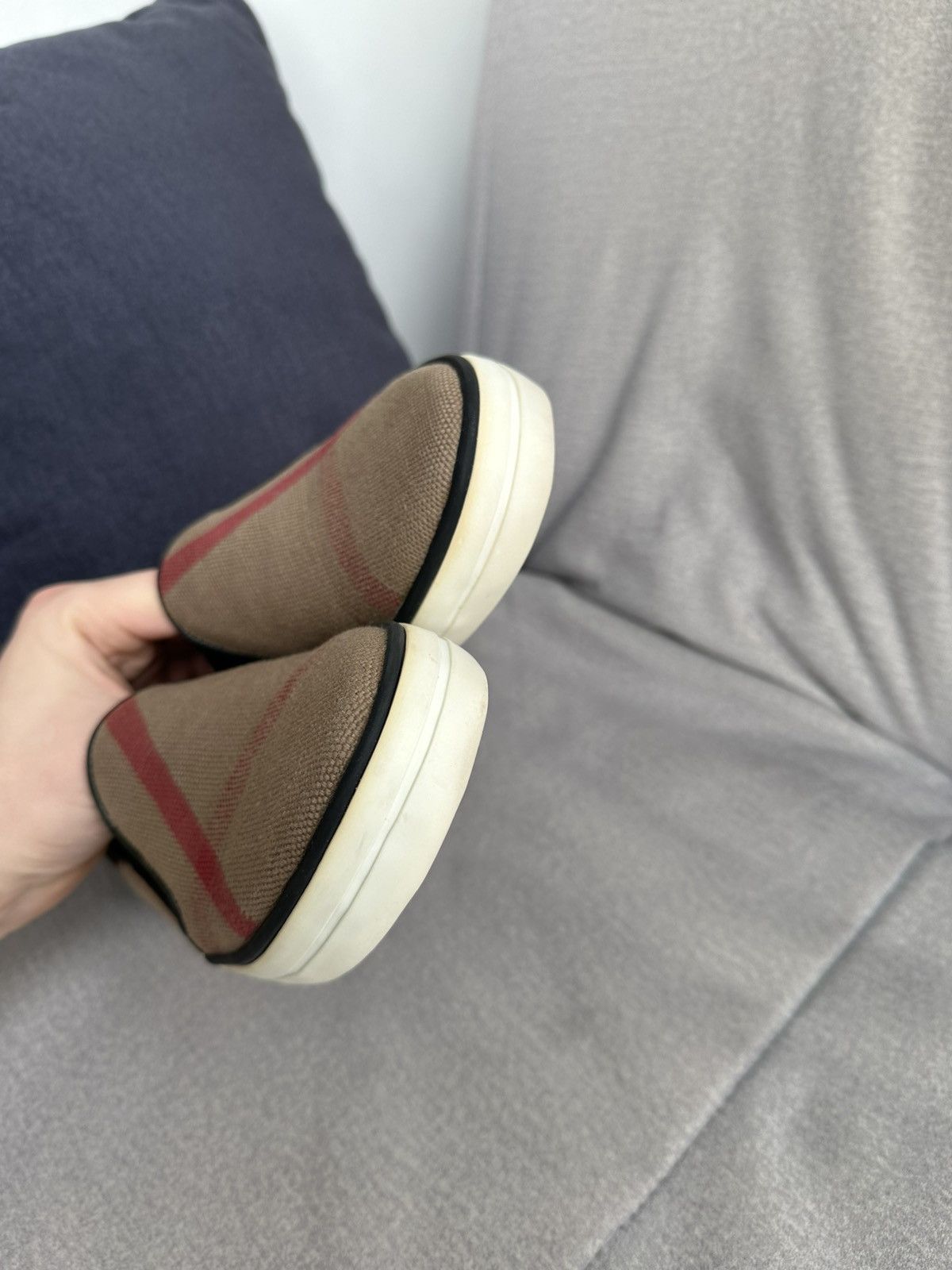 Burberry Burberry Nova Check Slip-Op Sneakers Size US 6 / IT 36 - 12 Thumbnail