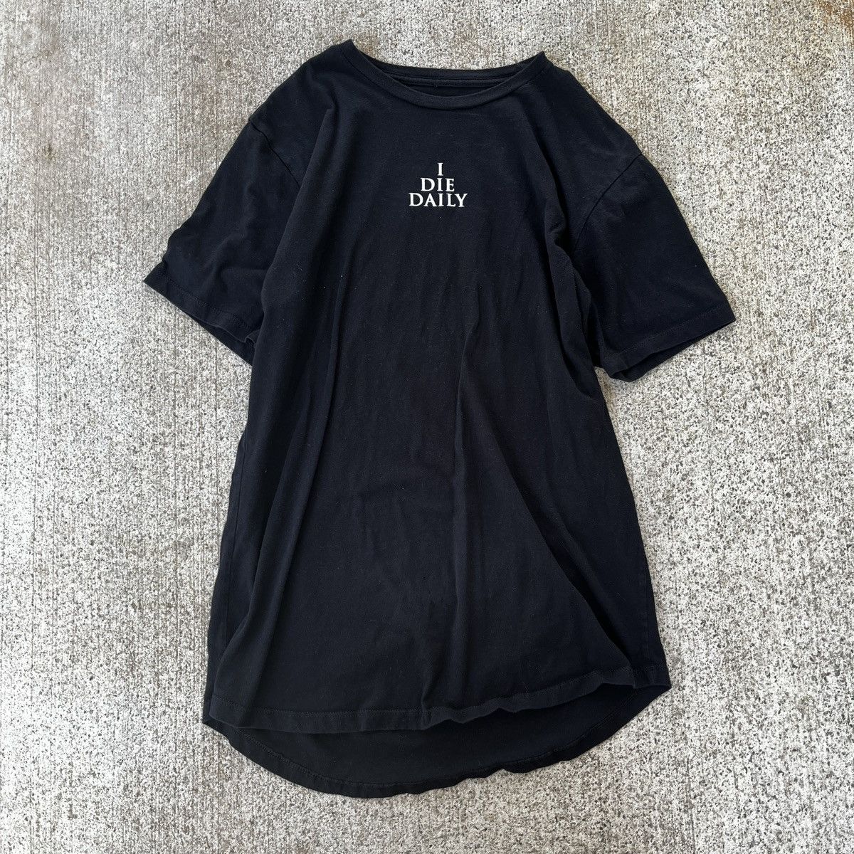 Japanese Brand Vintage I Die Daily Long T-Shirt Size L Y2K 00’s Size US L / EU 52-54 / 3 - 1 Thumbnail