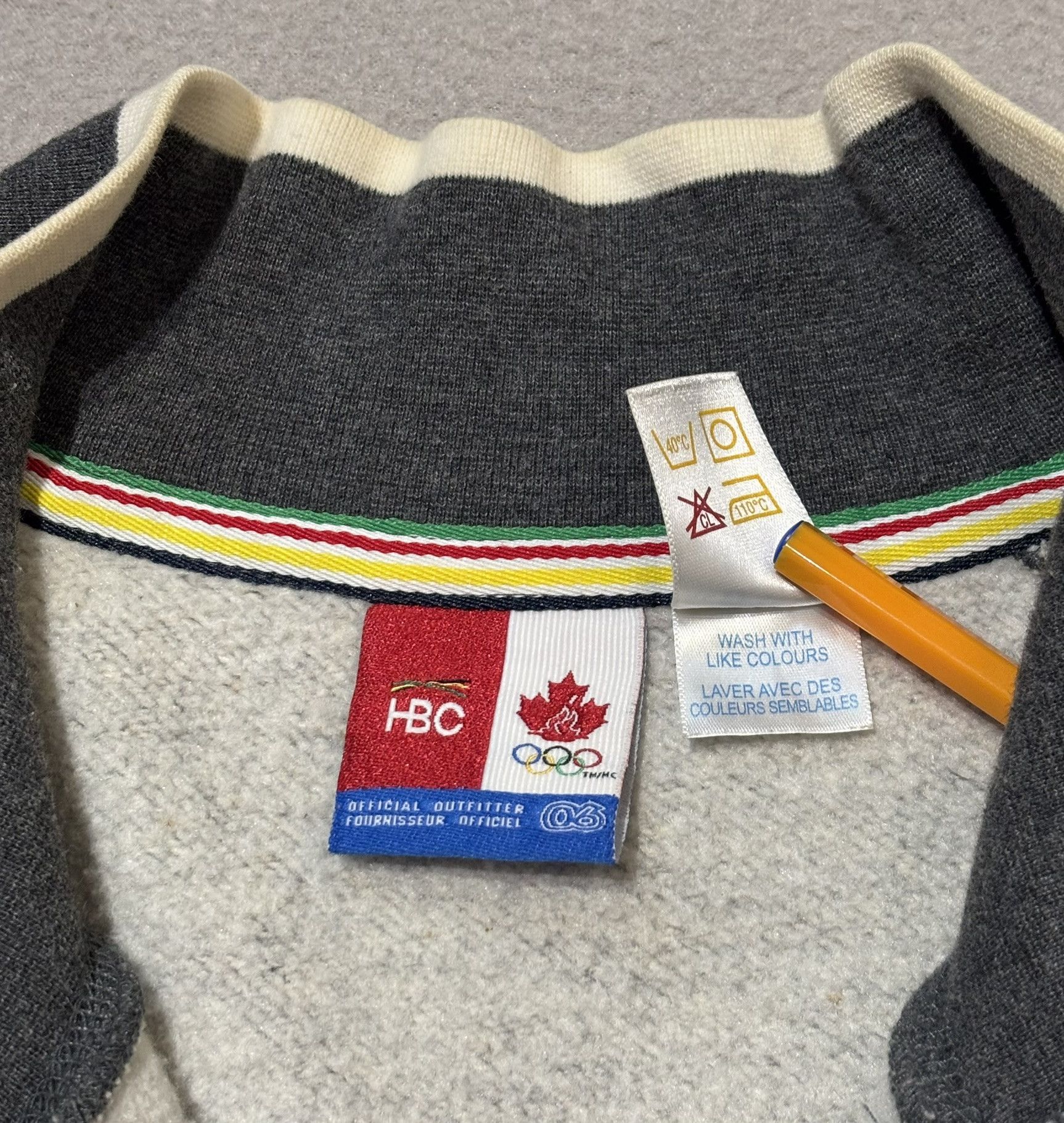 Other 1/4 zip sweatshirt Canada Olympic Team 2006 HBC size. M Size US M / EU 48-50 / 2 - 16 Thumbnail