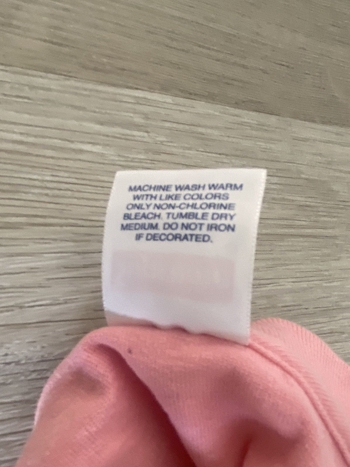 Supreme Supreme Mercedes 190e Benz Tee SS14 Pink Size US M / EU 48-50 / 2 - 5 Thumbnail