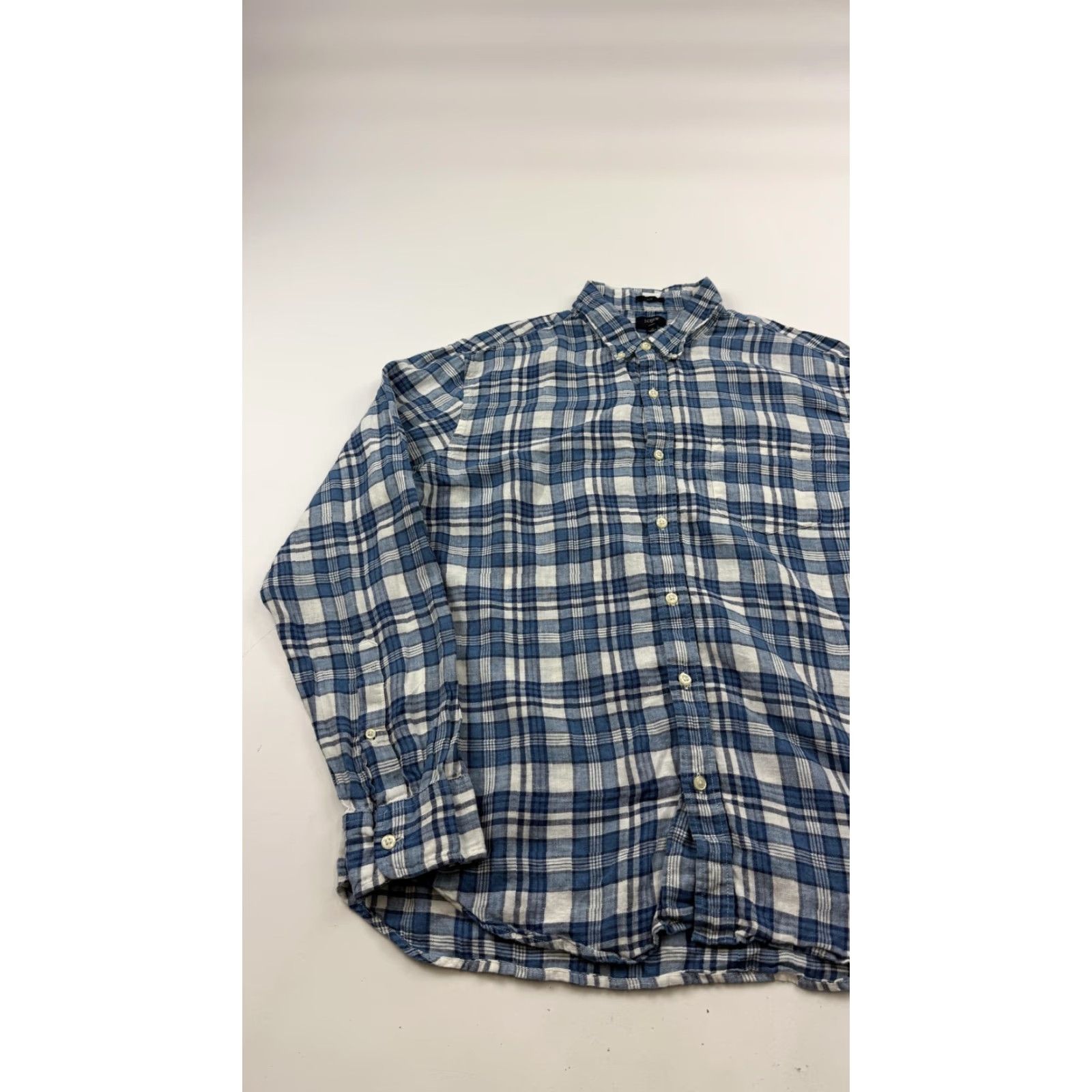 J.Crew VINTAGE? No. J.Crew Shirt Mens XL Blue Plaid Linen Slim Fit Button-Down Long Sleeve F0850 Size US XL / EU 56 / 4 - 3 Thumbnail