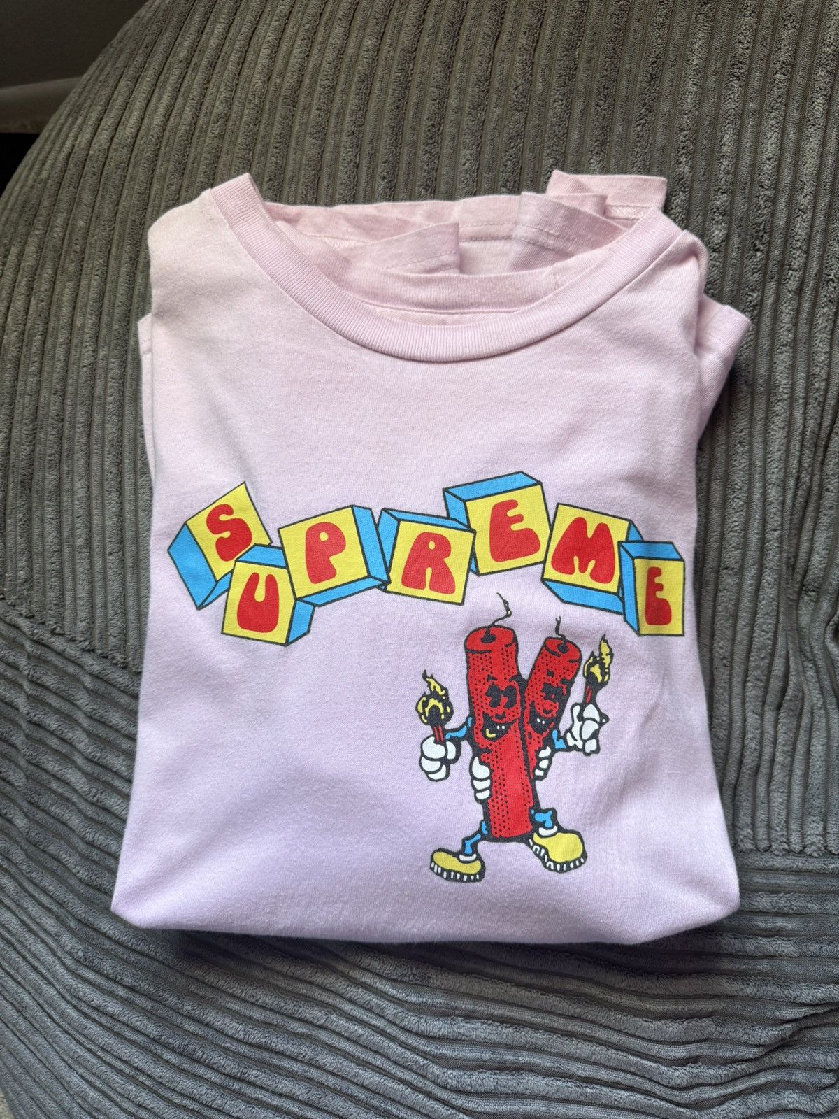 Supreme Supreme Dynamite Tee in “Light Pink” Size US M / EU 48-50 / 2 - 5 Thumbnail