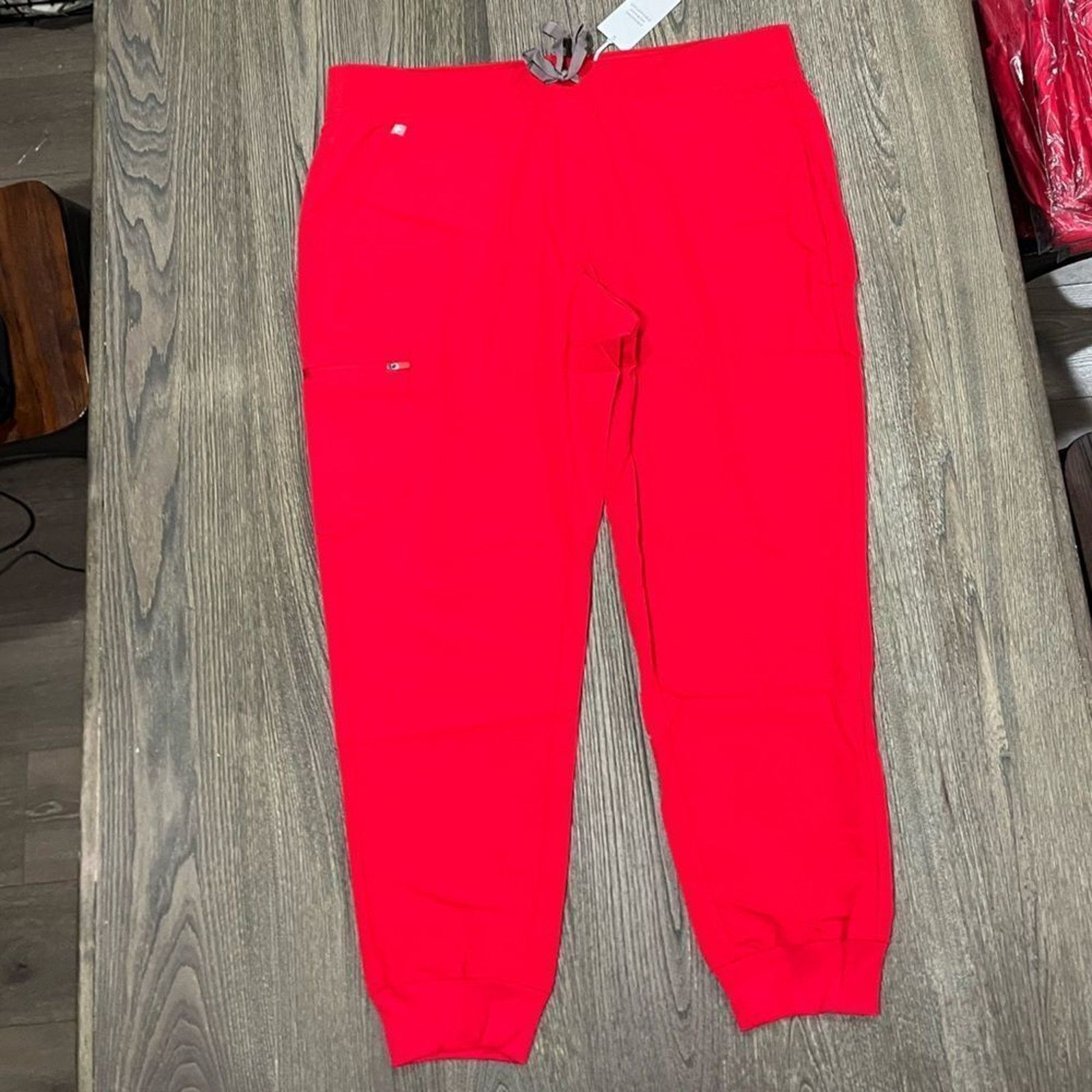 Vintage NWT Figs Zamora Jogger Scrub Pants Six Pockets Yoga Size 2XL Size 40" / US 18 - 1 Thumbnail