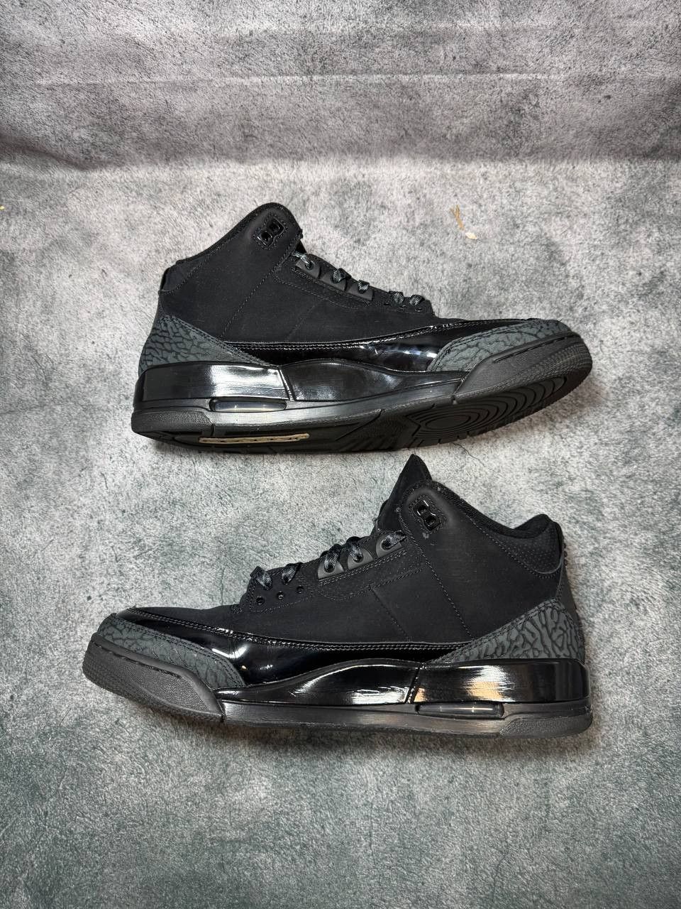 Jordan Brand Size 13 | Jordan 3 Black Cat No Box | Pre-Owned Size US 13 / EU 46 - 8 Thumbnail