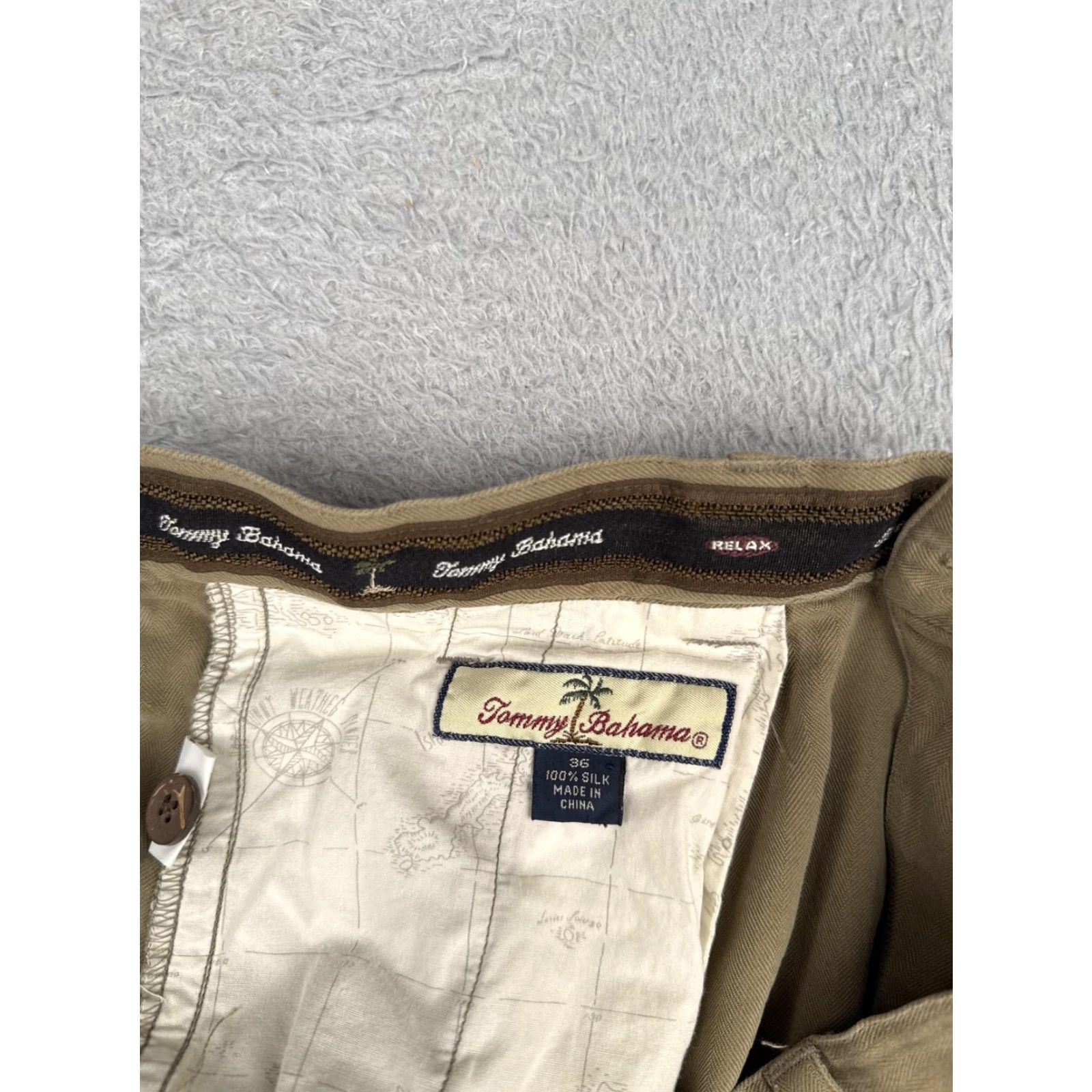 Tommy Bahama Tommy Bahama Shorts Mens 36 Khaki Silk Herringbone Pleated Relax Resort Beach Casual Size US 36 / EU 52 - 7 Thumbnail