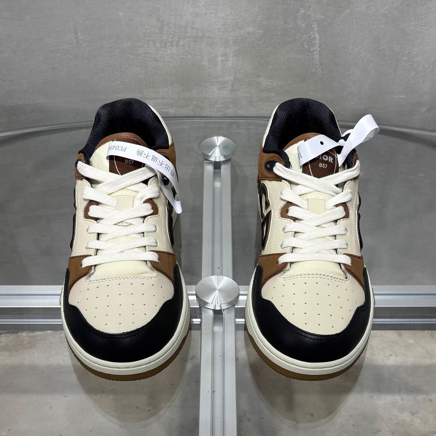 Dior Dior B57 Brown Sneakers Size 40 New Size US 9.5 / EU 42-43 - 1 Thumbnail