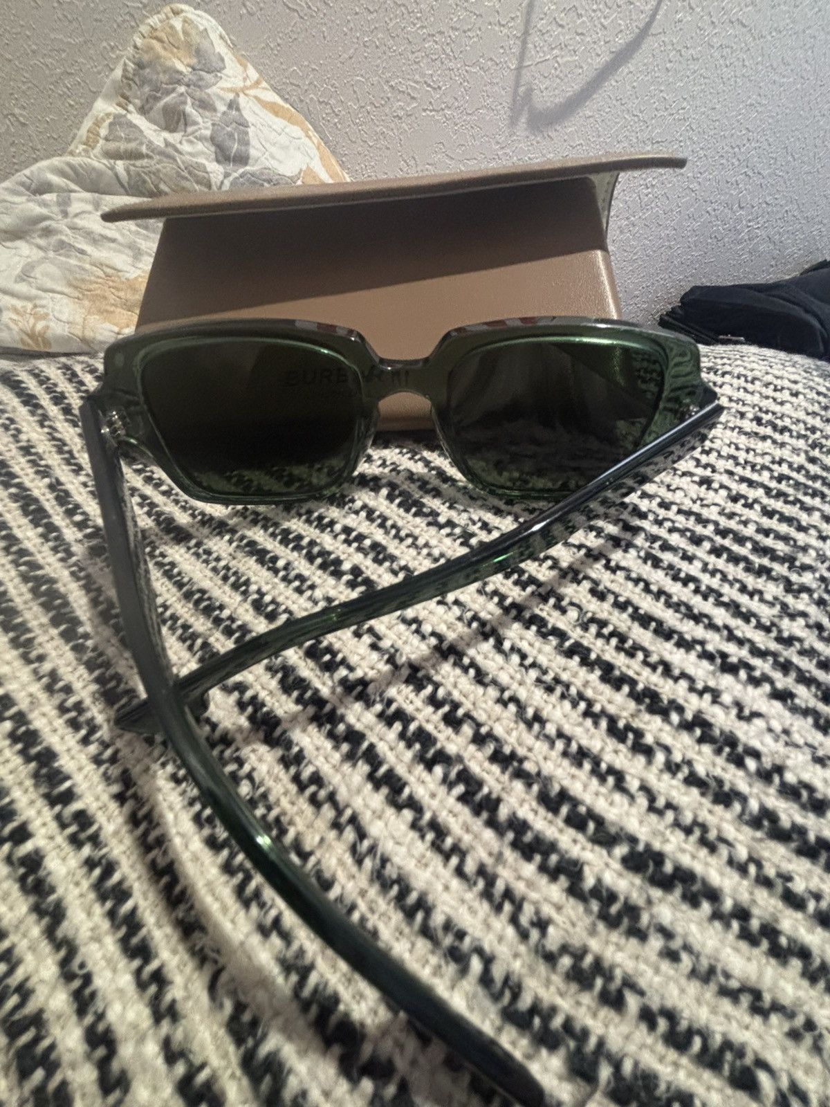 Burberry Burberry Sunglasses Size 30 - 2 Thumbnail
