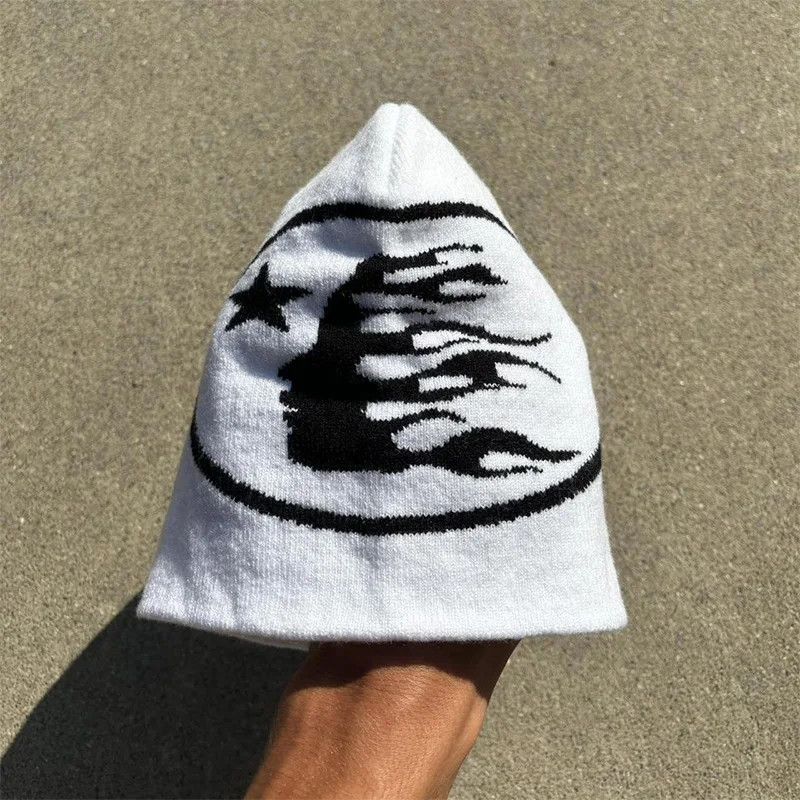 Other Graphic Y2k Knitted Hat Size ONE SIZE - 2 Thumbnail