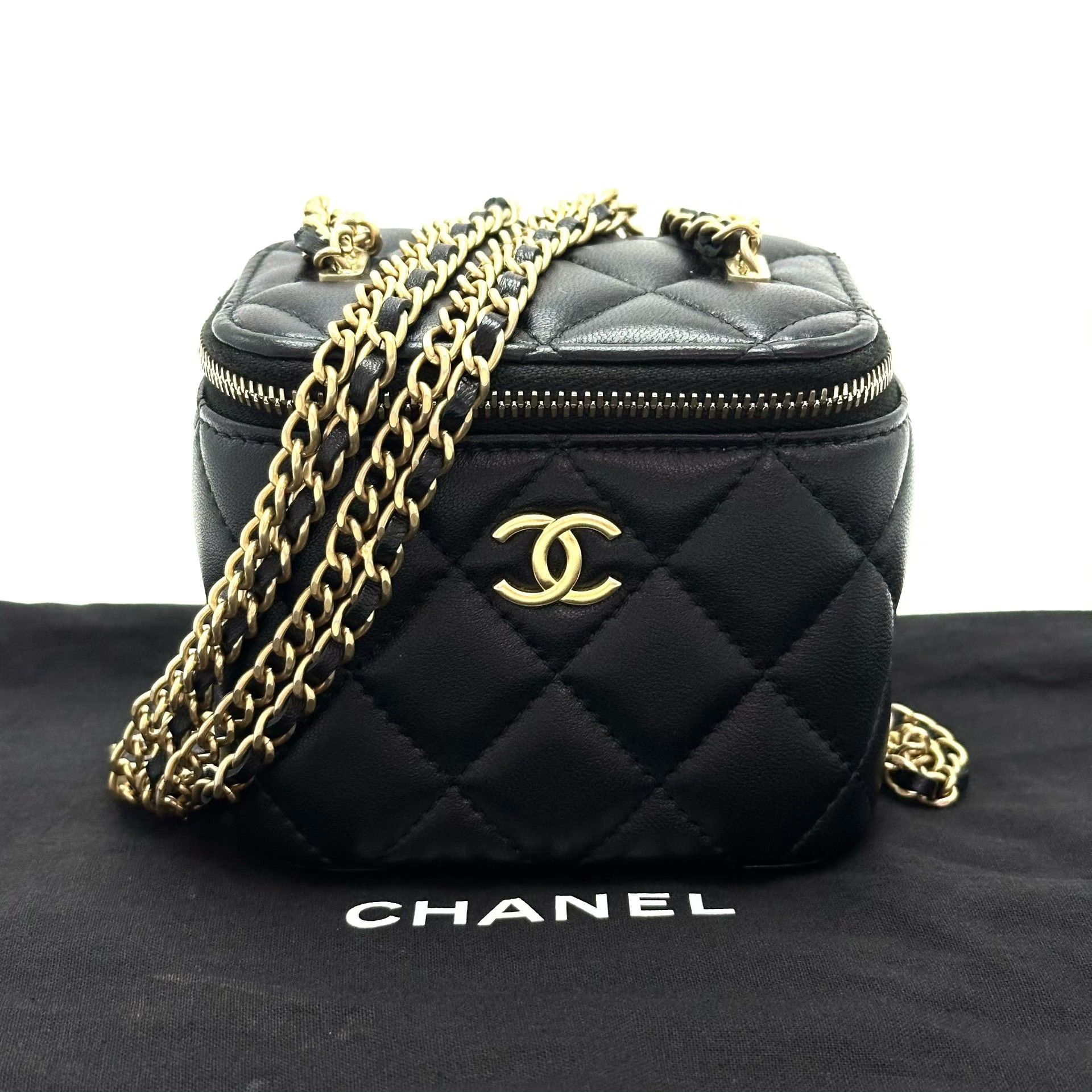 Chanel Pre-loved Bag Very good condition Size ONE SIZE - 1 Thumbnail
