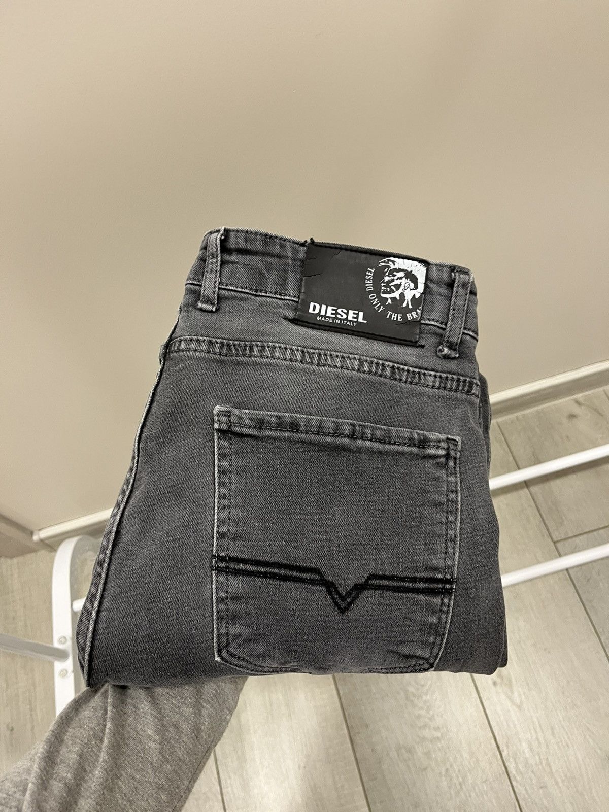 Diesel Crazy Diesel Jeans Made in Italy Size US 31 - 10 Thumbnail
