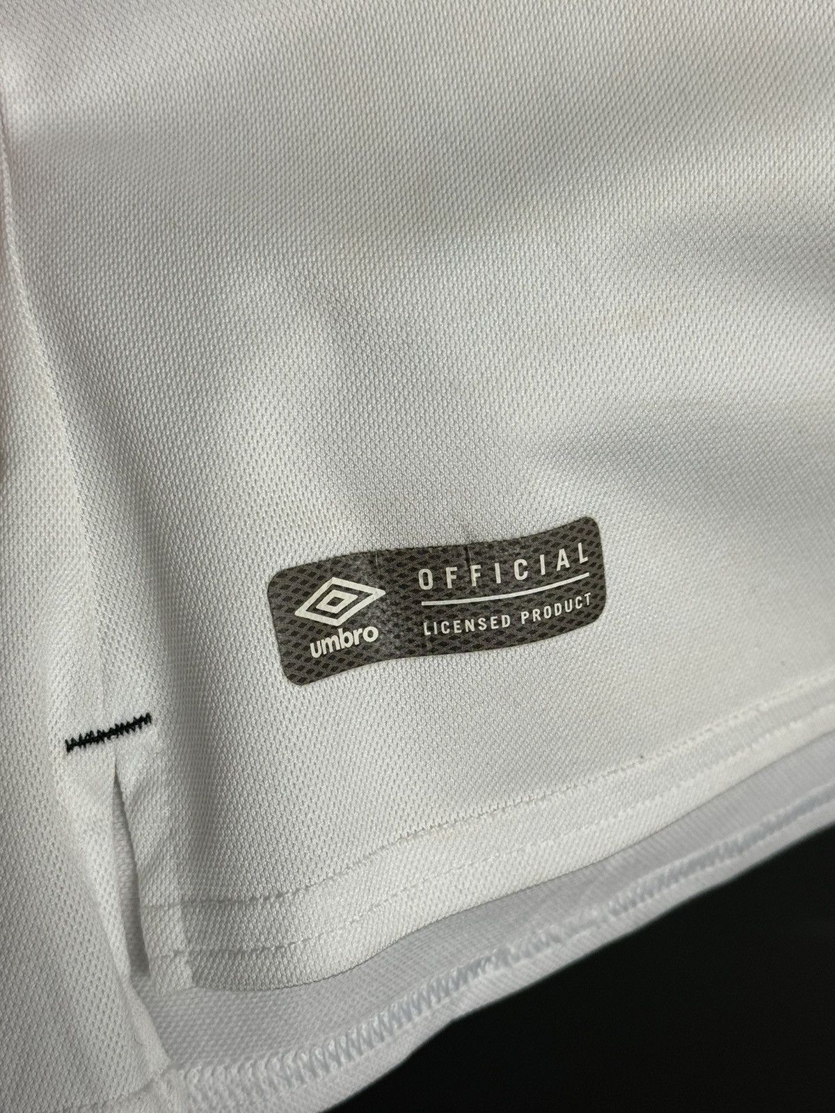 Umbro Hull City 17/18 Away Football Jersey Size US L / EU 52-54 / 3 - 4 Thumbnail