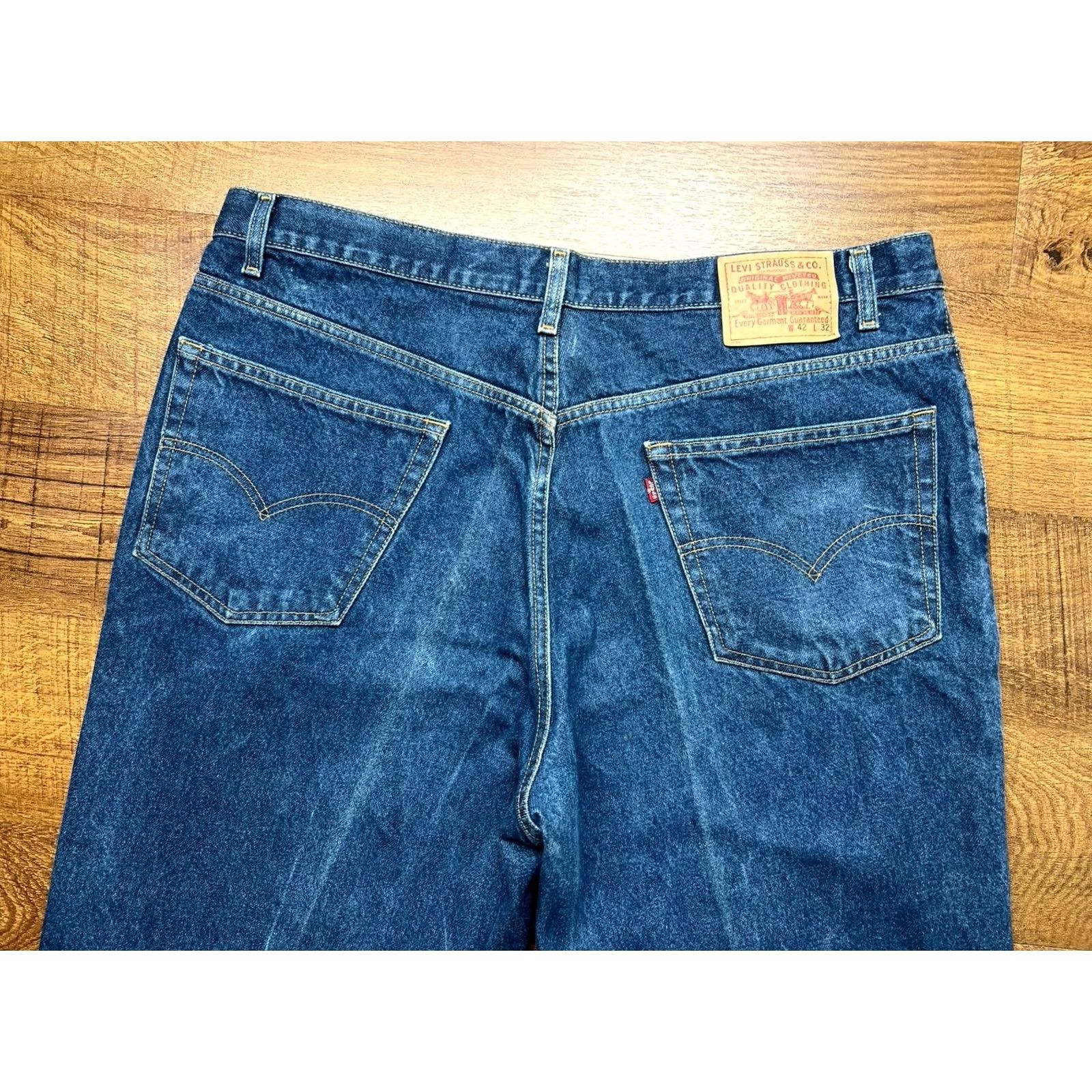 Levi's VTG LEVIS 901 Jeans Mens 42x32 Stonewashed Relaxed Straight Leg 2001 Distressed Blue Denim 100% Cotton Size US 42 / EU 58 - 3 Thumbnail