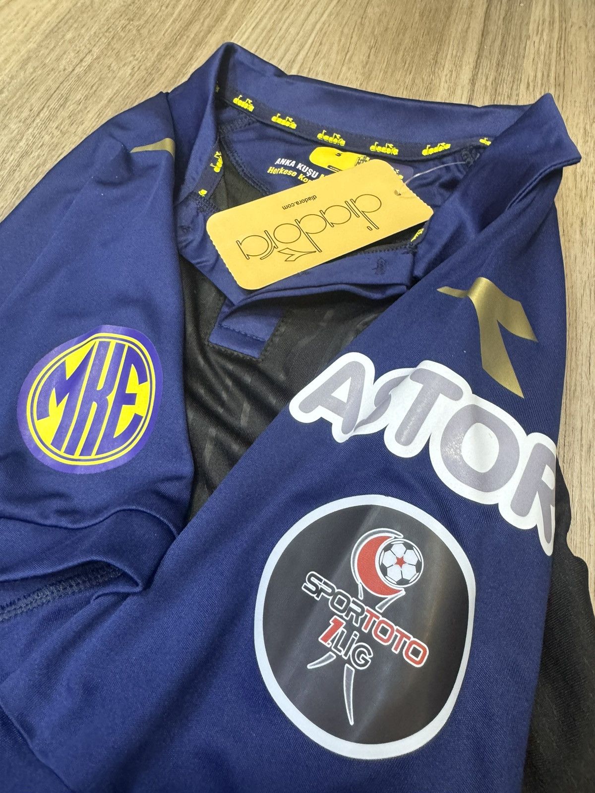 Diadora MKE Ankaragücü 21/22 fourth away jersey (Bnwt) Size US S / EU 44-46 / 1 - 5 Thumbnail