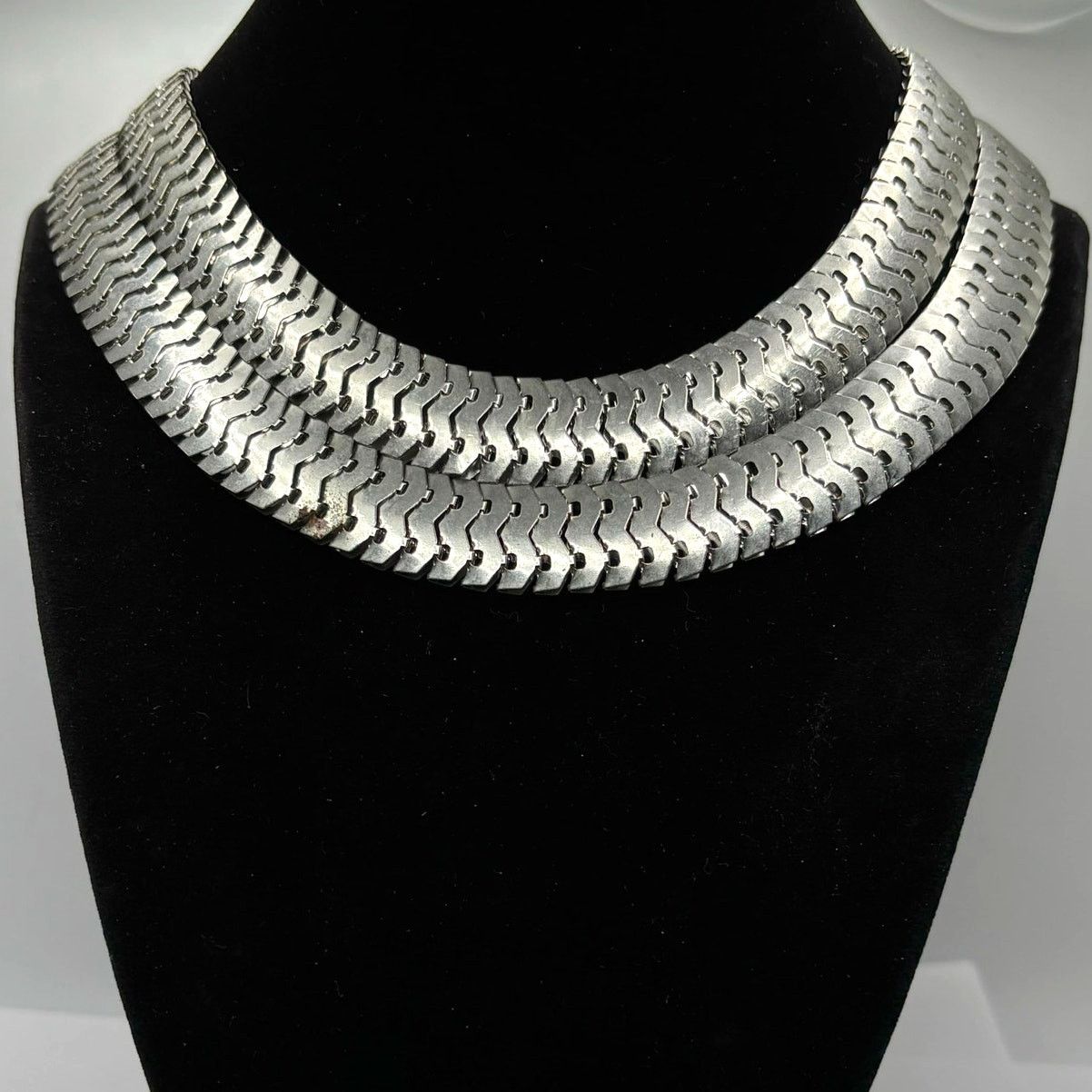 Other Silver Plated Fishbone Chain Necklace Size ONE SIZE - 1 Thumbnail