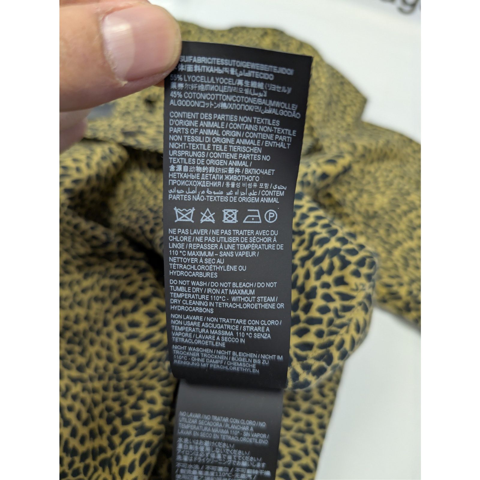 Saint Laurent Paris o1rshd1 Leopard Print Hawaiian Short-Sleeve Shirt in Black Size US XL / EU 56 / 4 - 20 Thumbnail