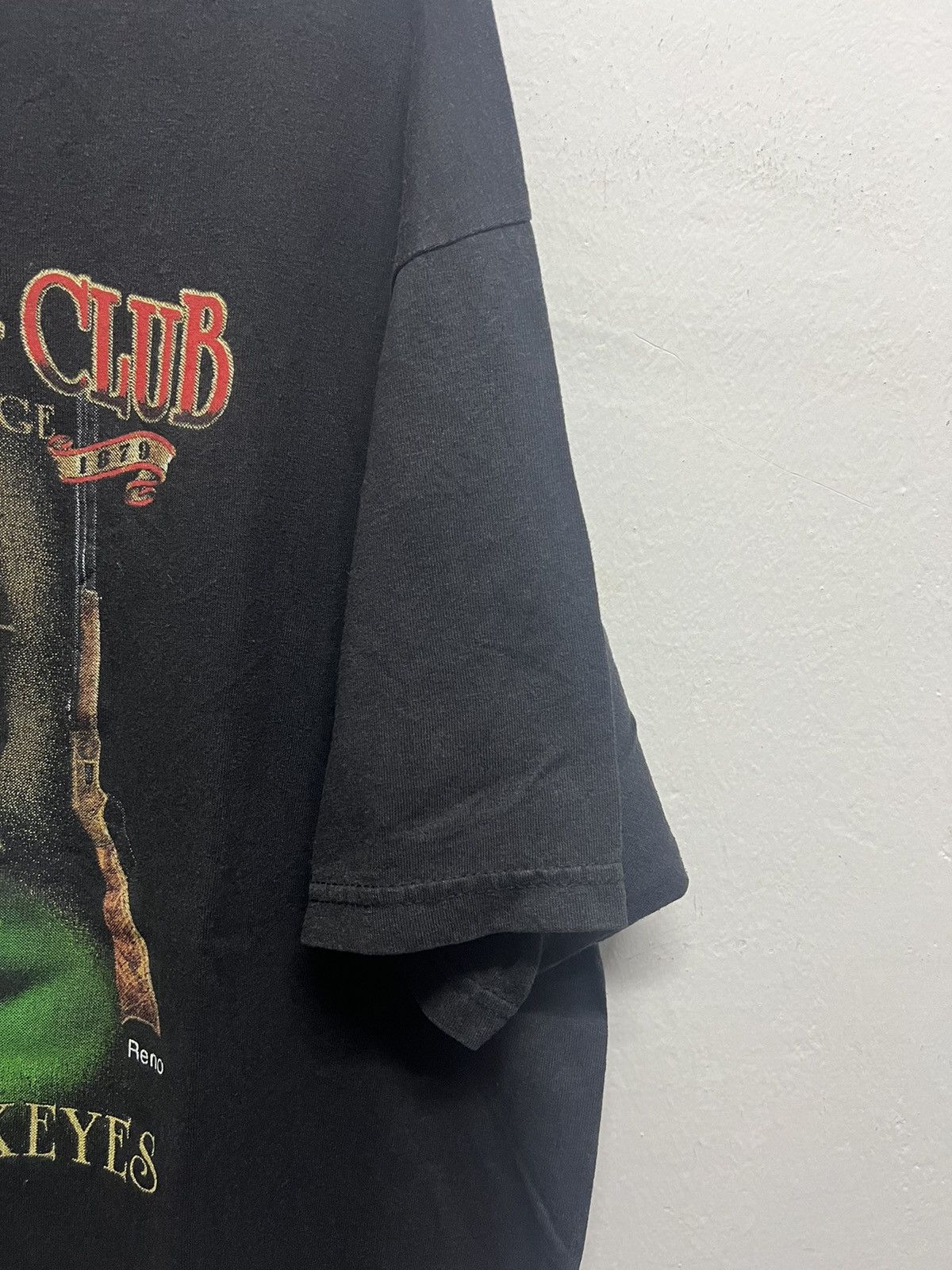 Vintage Vintage 90’s Mens Shooting Club Tee Size US XL / EU 56 / 4 - 3 Thumbnail