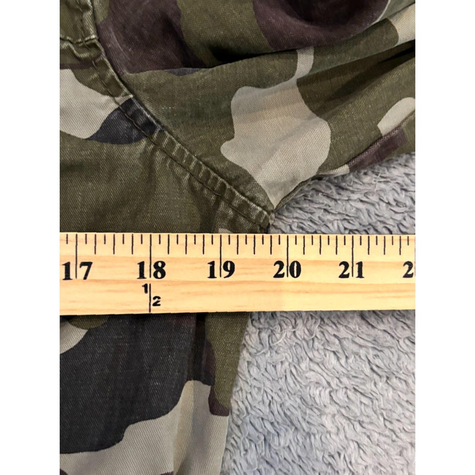 Old Navy Old Navy Jacket Womens Medium Green Camo Cotton Pockets Full Zip Snap Closure Size M / US 6-8 / IT 42-44 - 3 Thumbnail