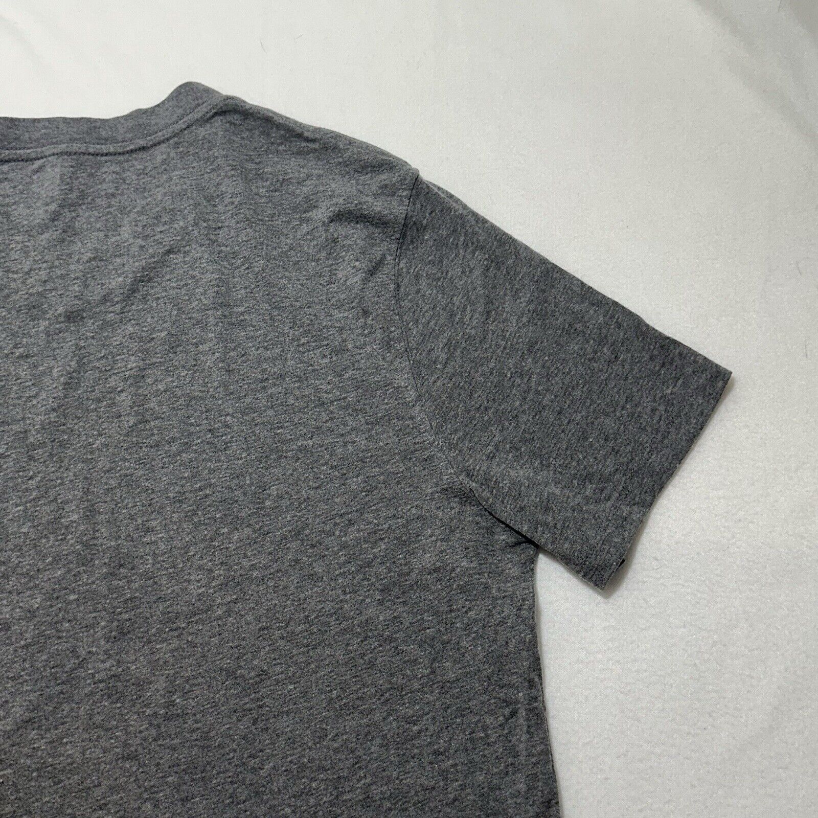 Old Navy Old Navy Medium Soft Washed Charcoal Gray V-Neck T Shirt Size US M / EU 48-50 / 2 - 13 Thumbnail