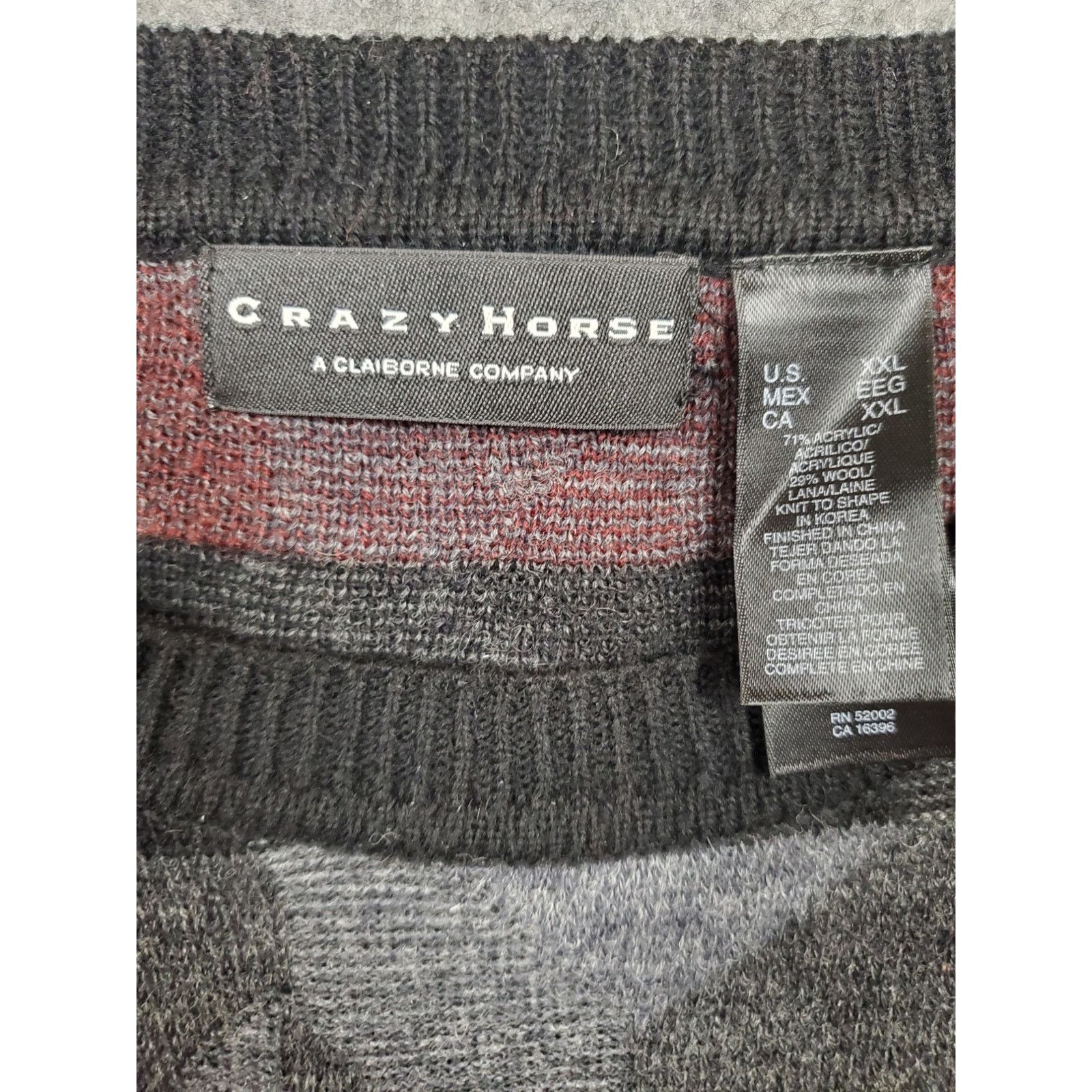 Other Vintage Men's Crazy Horse XXL Geometric Pullover Sweater Size US XXL / EU 58 / 5 - 2 Thumbnail