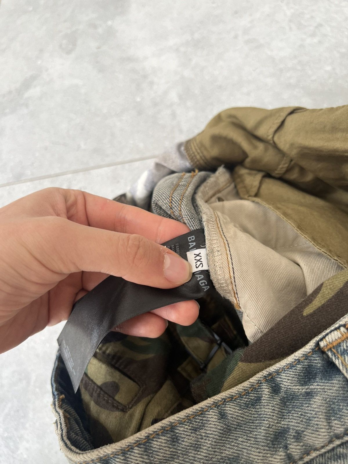 Balenciaga XXS double waist camo denim Size US 28 / EU 44 - 6 Thumbnail