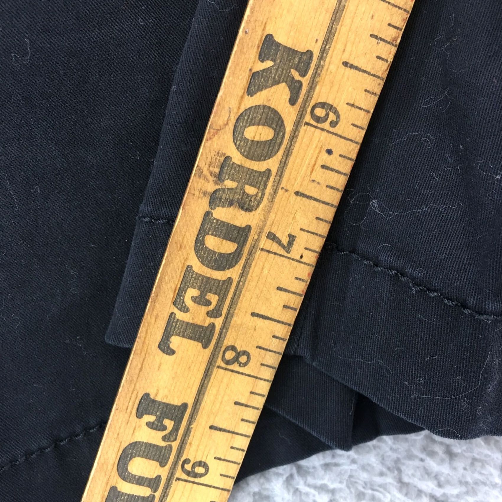 Vintage Aero Jogger Shorts Mens XS 8.5 Inseam Elastic Waist NWT Black Cotton Blend Flat Front Pockets Sweat Casual Modern 8.5 Inseam Size US 27 - 6 Thumbnail