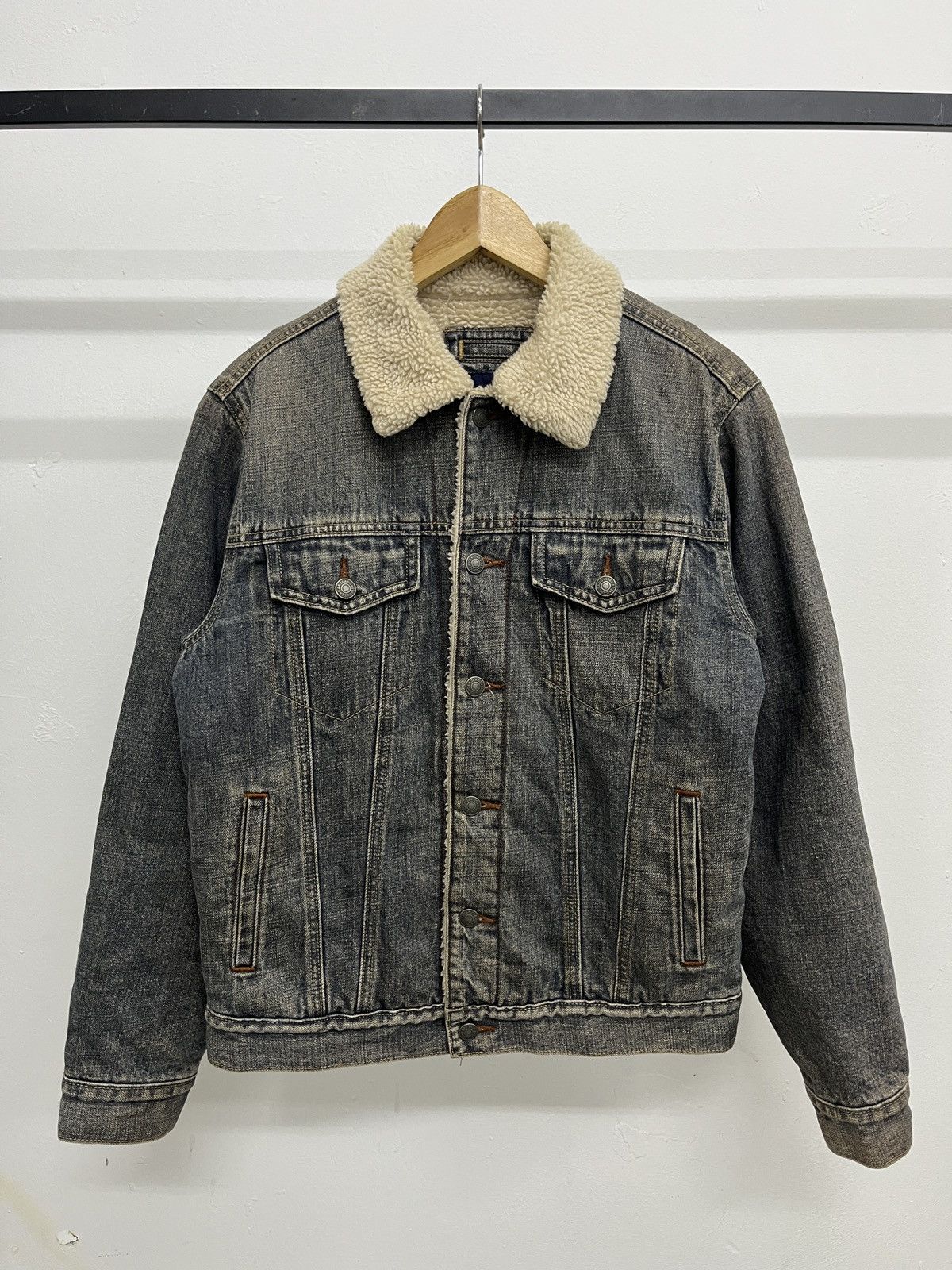 Gap Vintage Gap Shearling Sherpa Denim Trucker Jacket Size US S / EU 44-46 / 1 - 9 Thumbnail