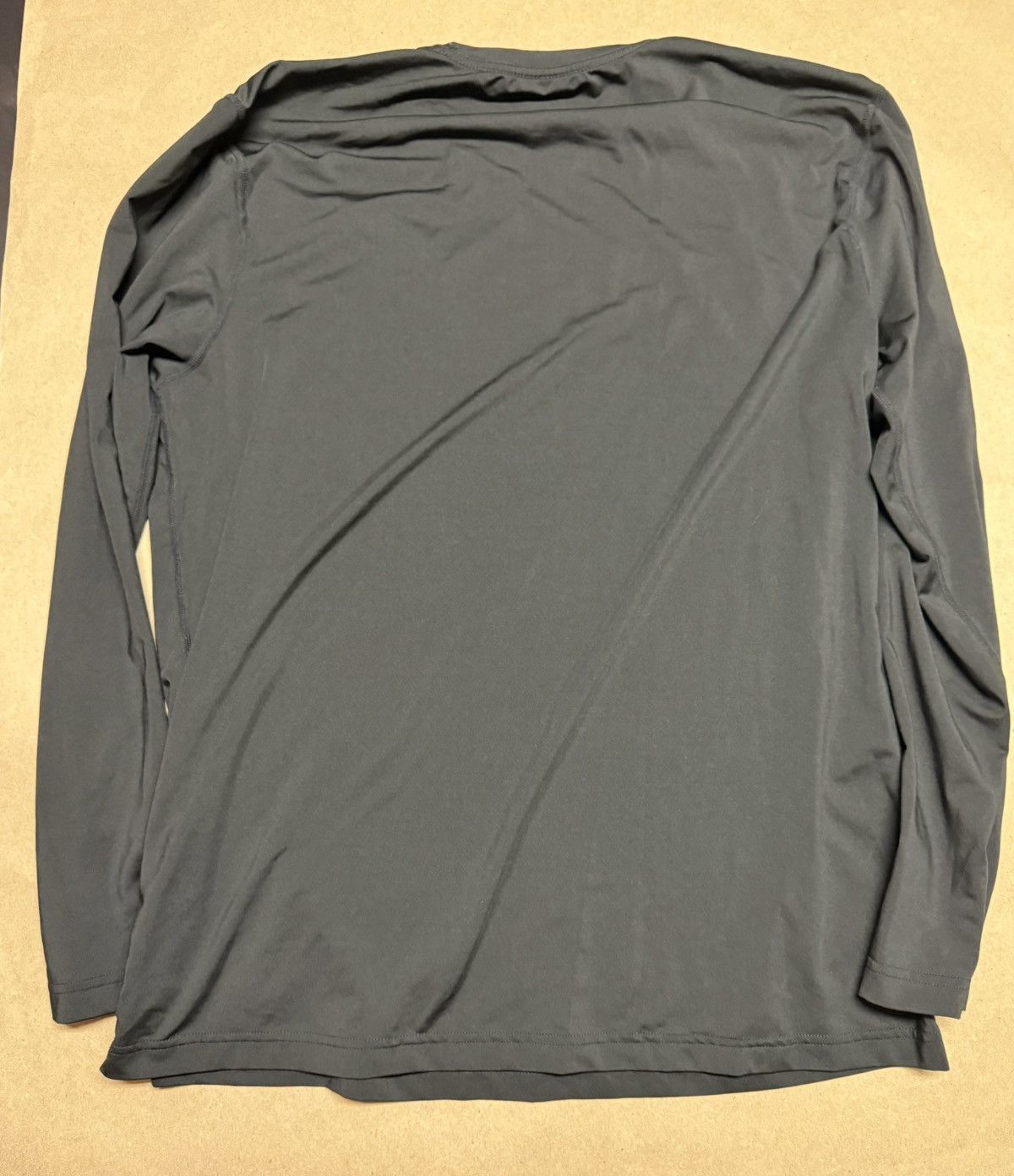 Other Eastbay Essential Long sleeve Black workout Shirt XL! Size US XL / EU 56 / 4 - 2 Thumbnail