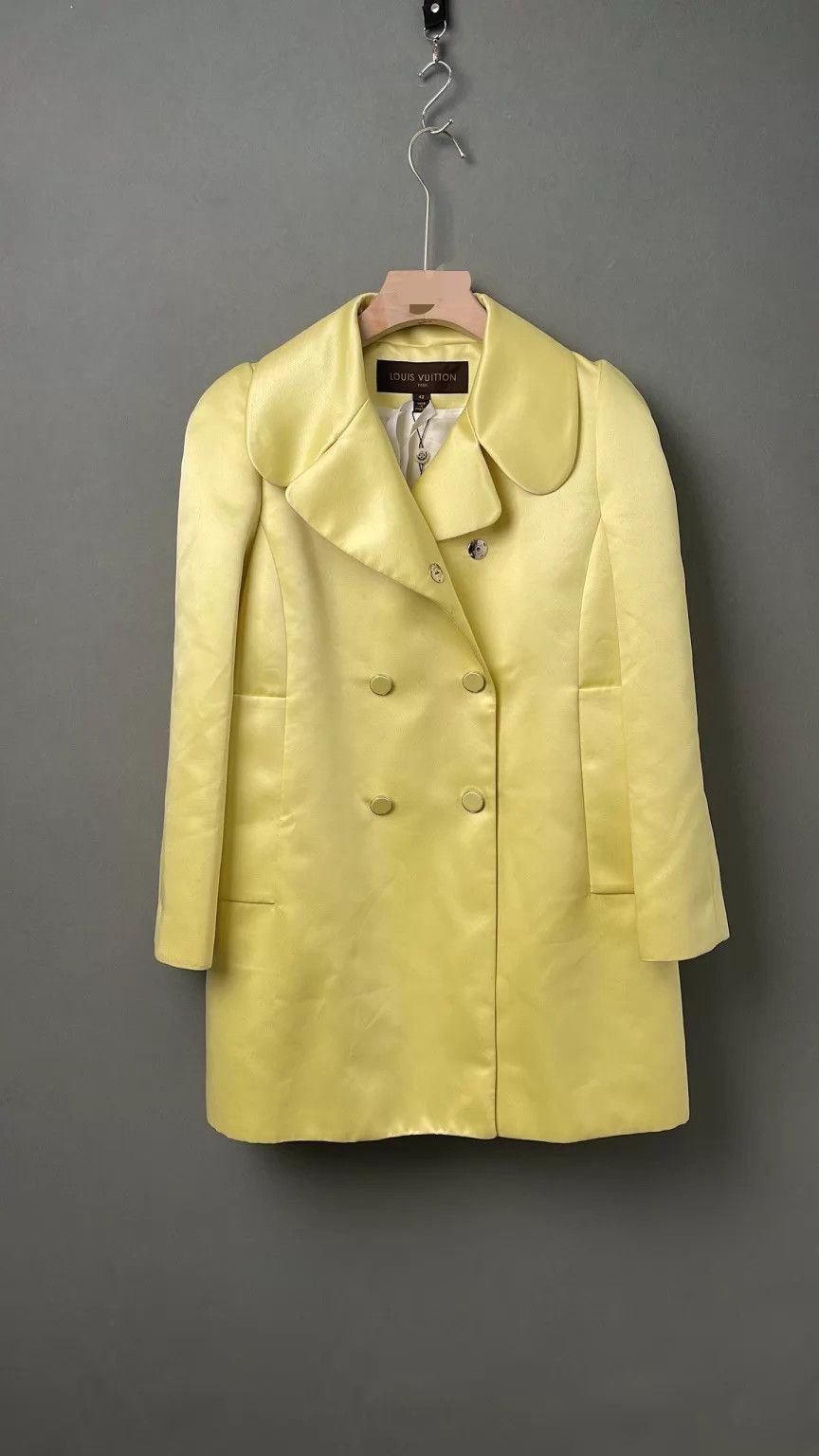 Louis Vuitton Louis Vuitton Women's 42 EU jacket Size M / US 6-8 / IT 42-44 - 1 Thumbnail