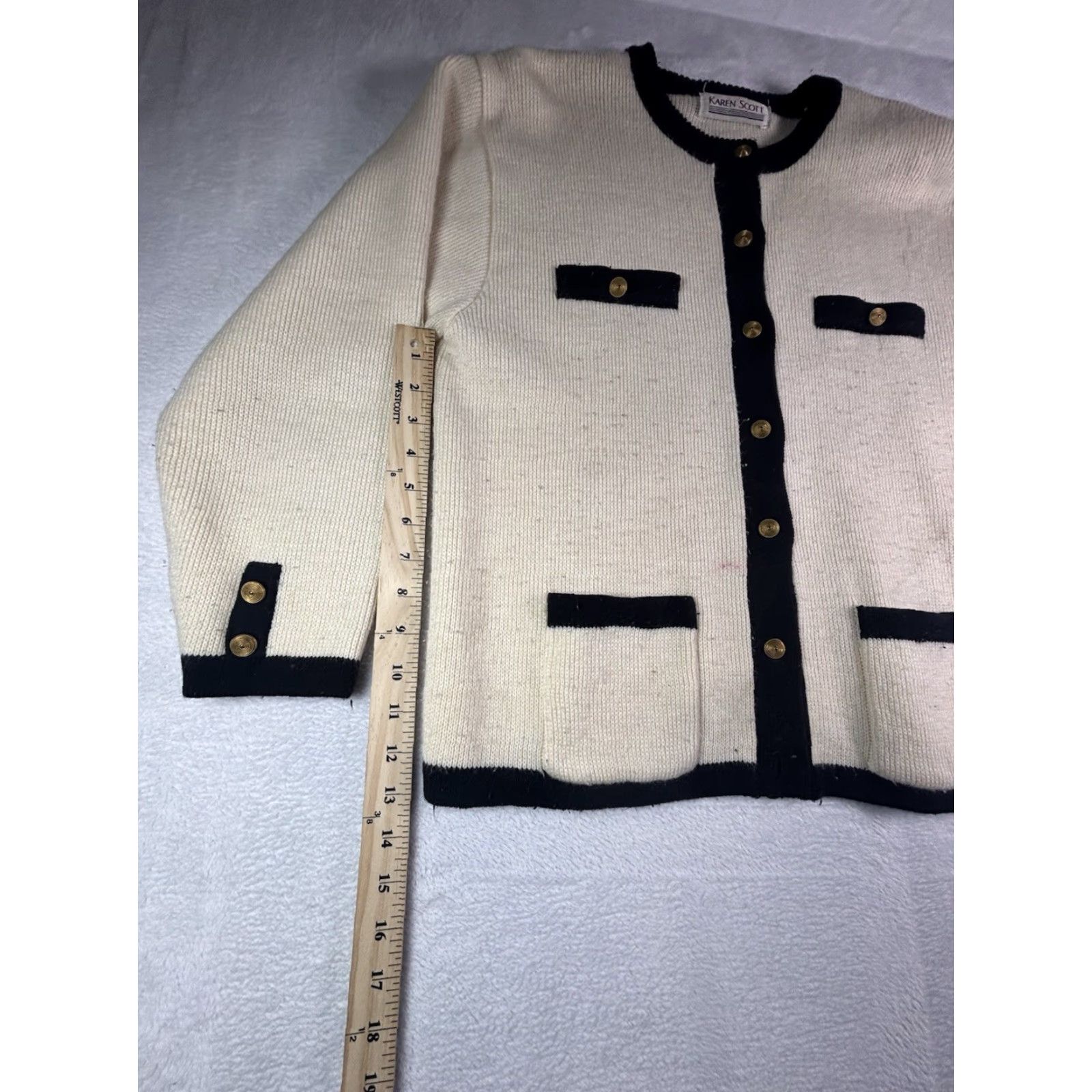 Vintage VINTAGE Karen Scott Sweater Cardigan With Pockets Large Red Black Gold Women's Size L / US 10 / IT 46 - 5 Thumbnail