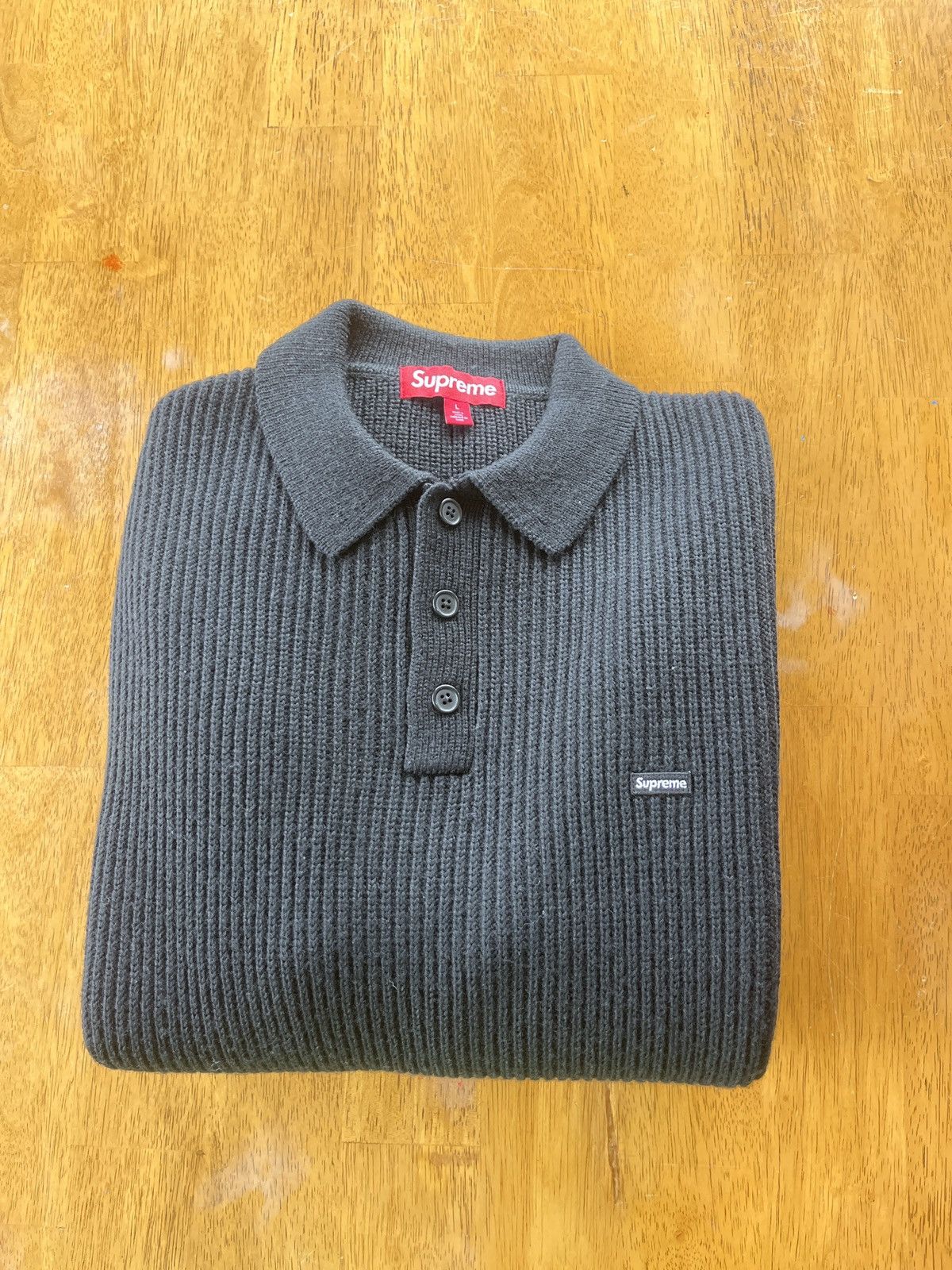 Supreme Small Box logo Collared Sweater