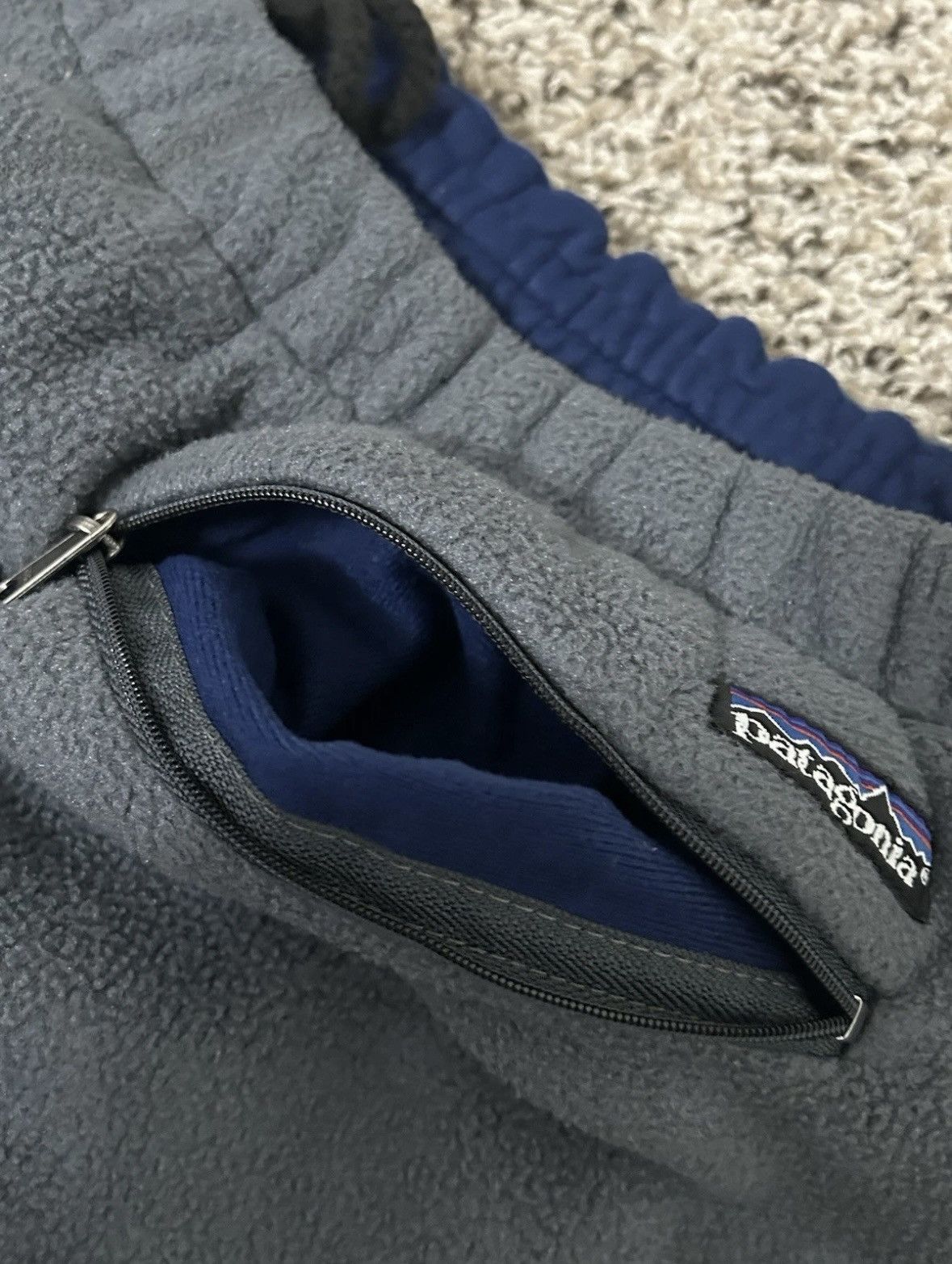 Patagonia 80’s Patagonia Fleece Sweatpants Size US 32 / EU 48 - 3 Thumbnail