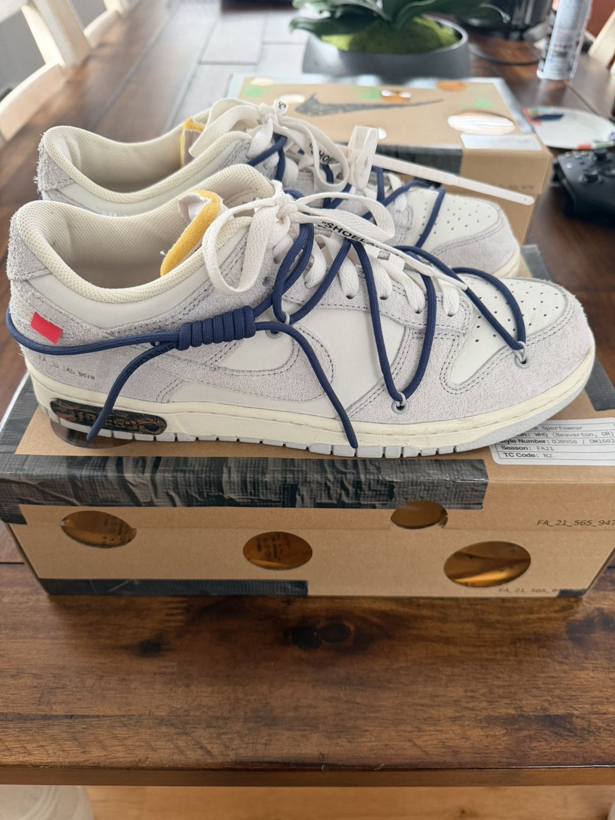 Nike × Off-White Nike x Off-White dunk low lot 18/50 Size US 11 / EU 44 - 2 Thumbnail