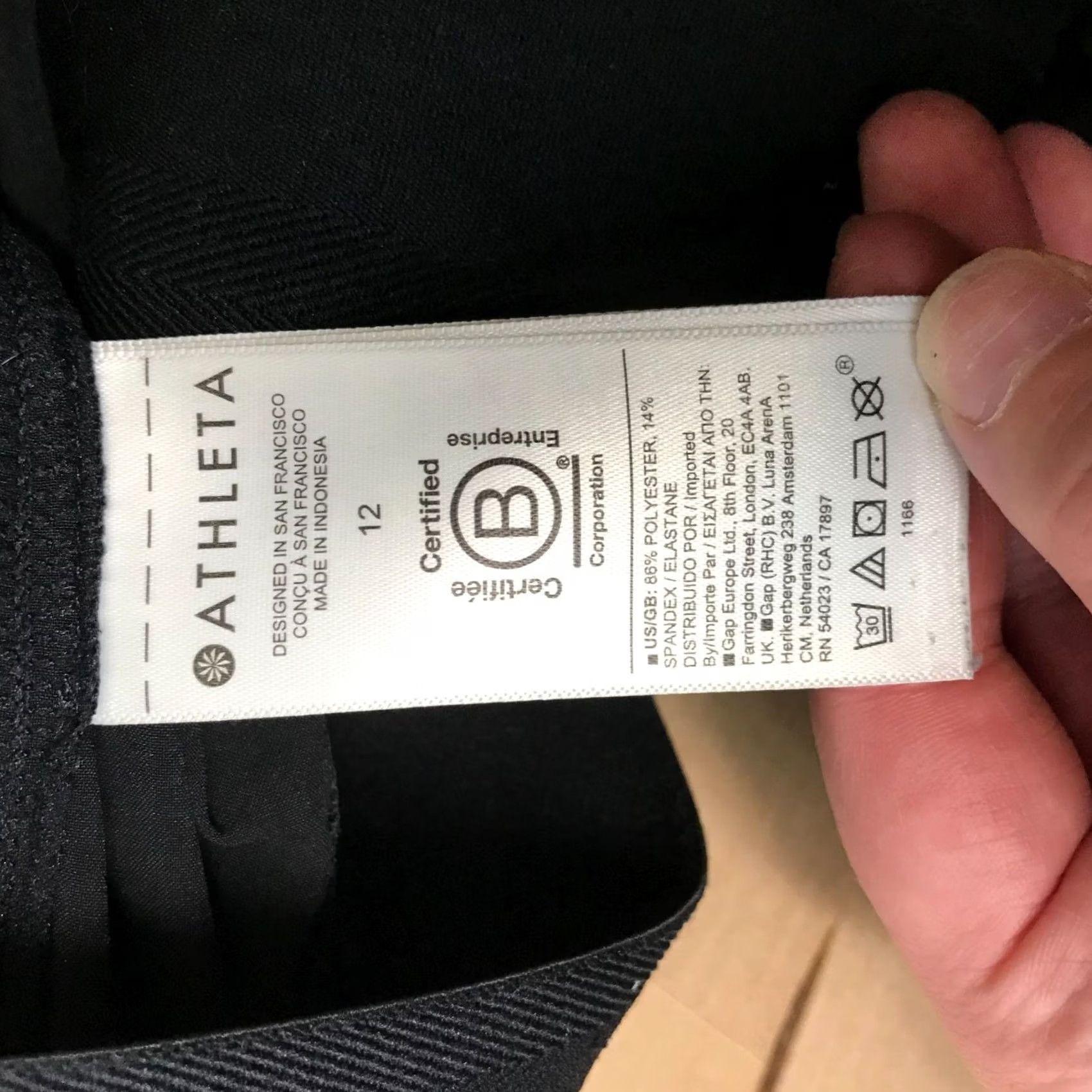 Athleta ATHLETA - WOMEN'S 12- BLACK POLYESTER BLEND ELASTIC WAIST PULL-ON PANTS Size 34" / US 12 / IT 48 - 8 Thumbnail