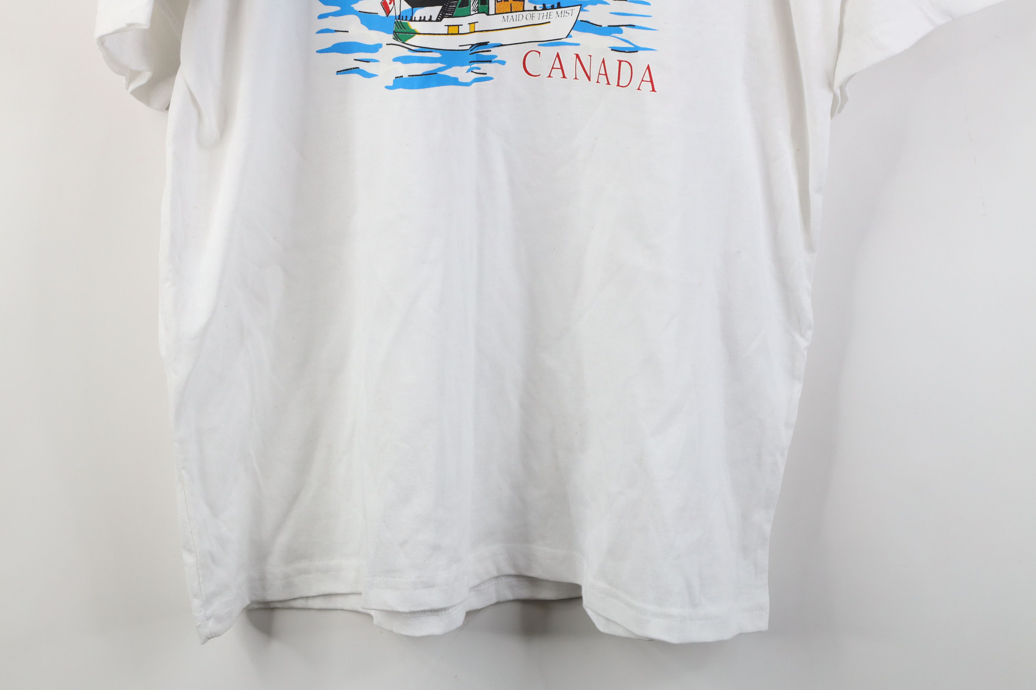 Vintage Vintage 90s Streetwear Niagara Falls Canada Rainbow T-Shirt Size US L / EU 52-54 / 3 - 3 Thumbnail