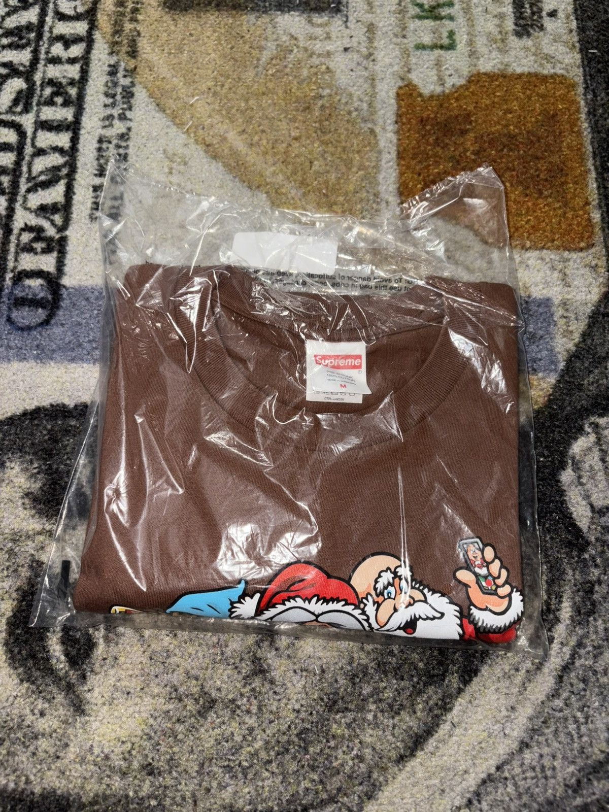 Supreme Supreme Naughty Santa T-Shirt Brown Size US M / EU 48-50 / 2 - 2 Thumbnail