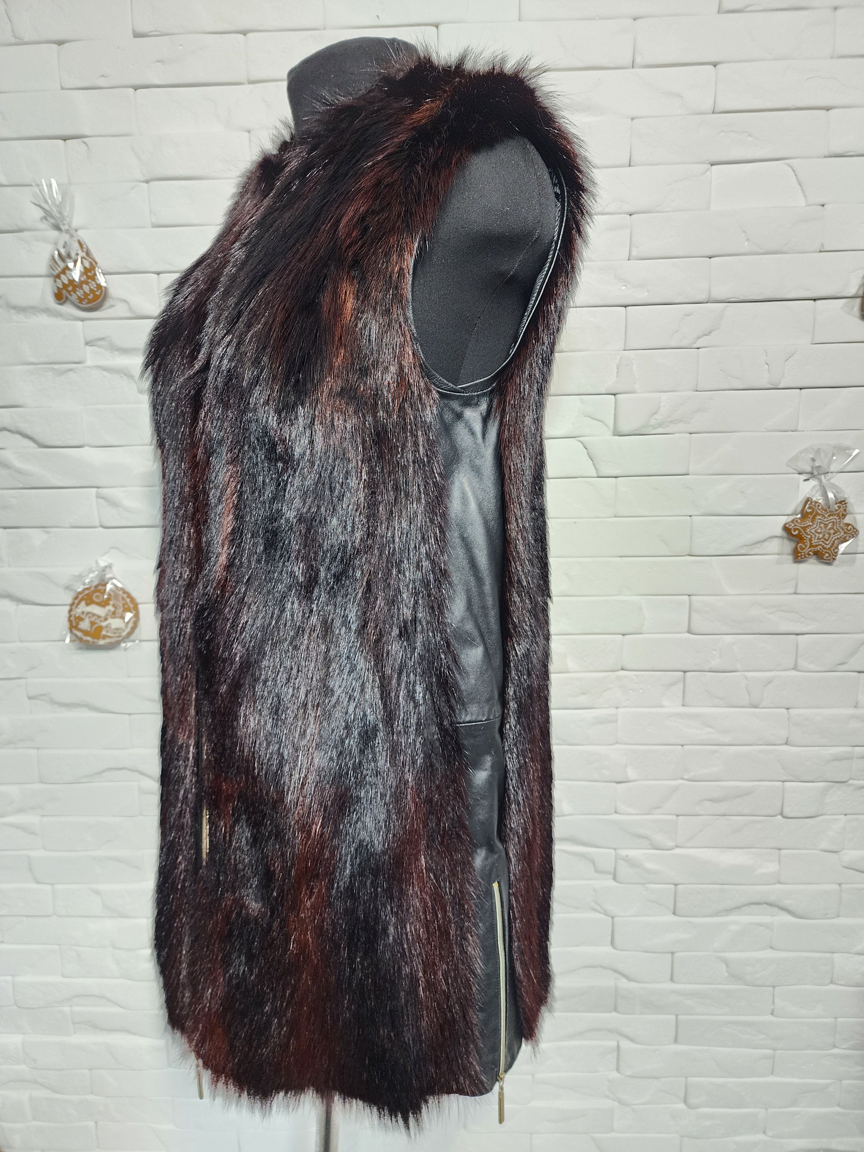 Furla Fur Vest: Brown Leather Trim, Metal Zipper Size XL / US 12-14 / IT 48-50 - 3 Thumbnail