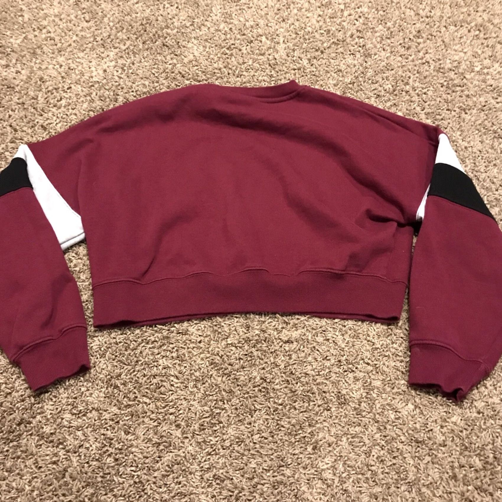 Vintage Stranger things Netflix maroon crop sweater pullover M womens b22 Size M / US 6-8 / IT 42-44 - 4 Thumbnail