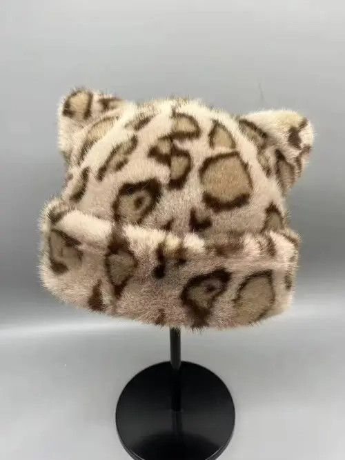 Japanese Brand Chiharu x Maiko Imitation Fur Bucket Hat Size ONE SIZE - 7 Thumbnail
