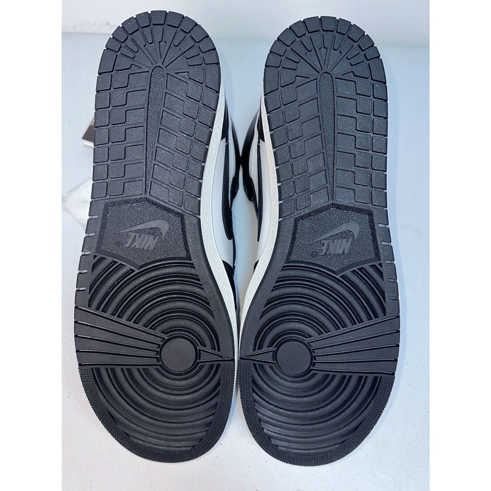 Nike Size 15 - Air Jordan 1 HI 85 OG 'Black White' BQ4422-001 Size US 15 / EU 48 - 5 Thumbnail