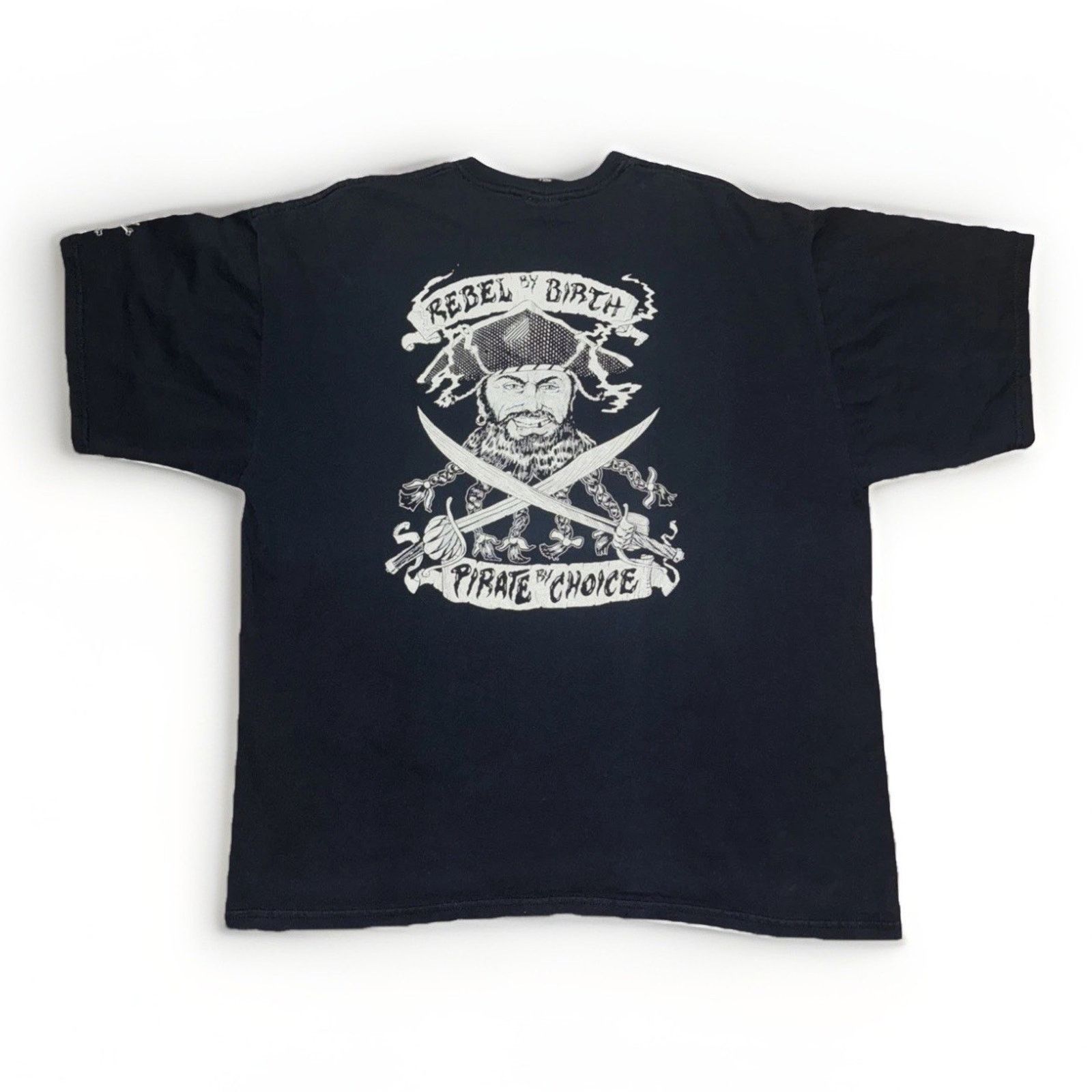 Band Tees × Vintage Sea Wolf Pirate T-Shirt Black 2XL Skull Crossbones Biker Tee Size US XXL / EU 58 / 5 - 1 Thumbnail