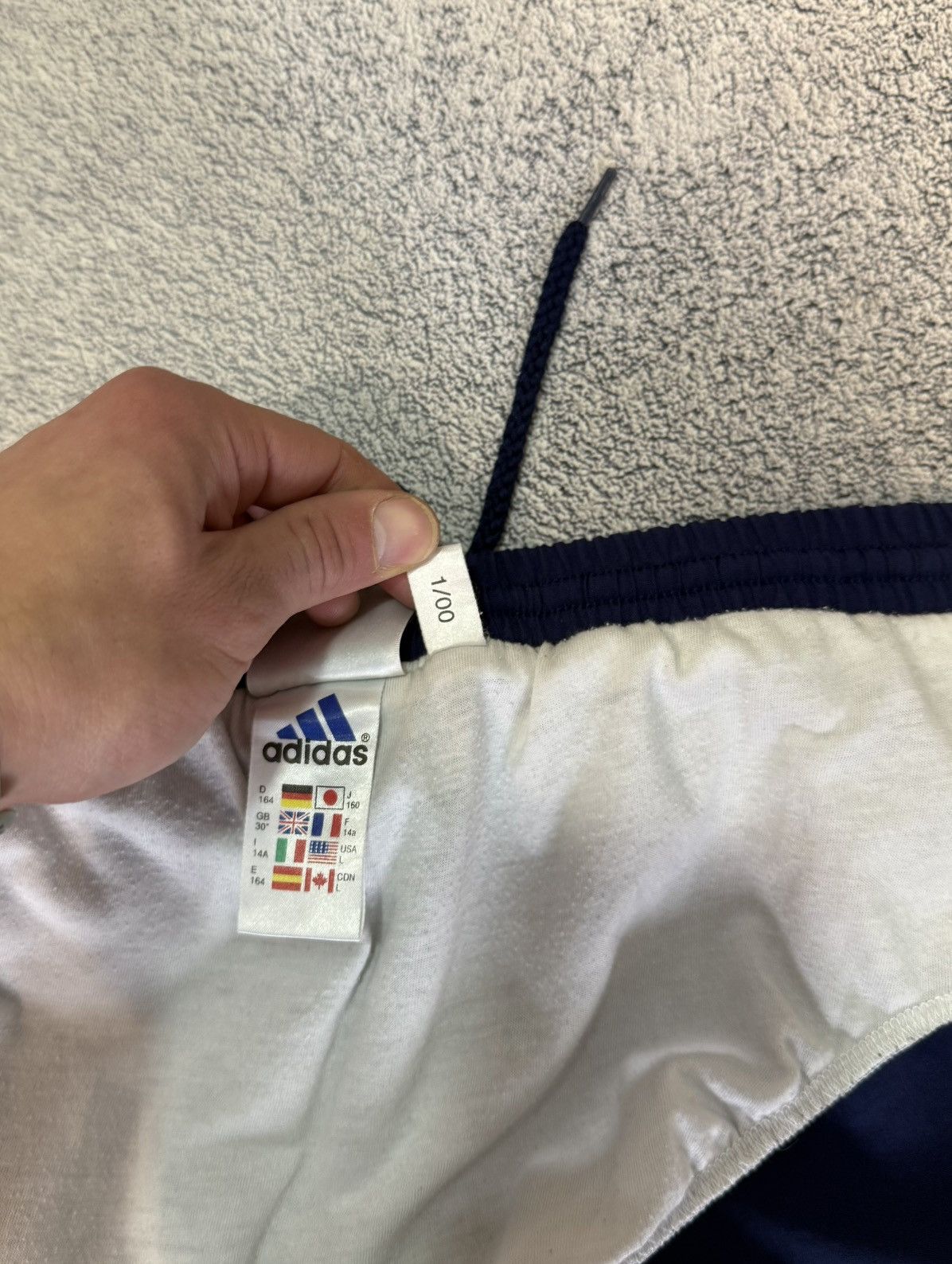 Adidas Vintage Adidas Shorts Navy Stripes Youth USA L Lined Soccer Size US 26 / EU 42 - 12 Thumbnail