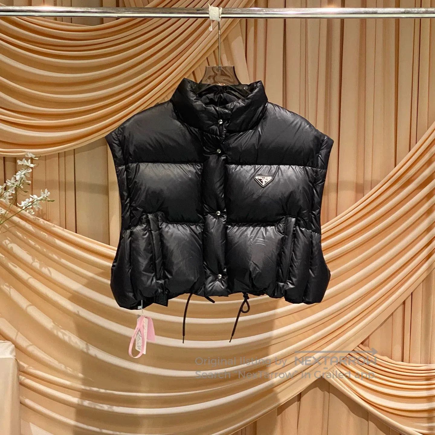 Prada Prada Re-Nylon Detachable Sleeve Down Jacket. Size US M / EU 48-50 / 2 - 4 Thumbnail