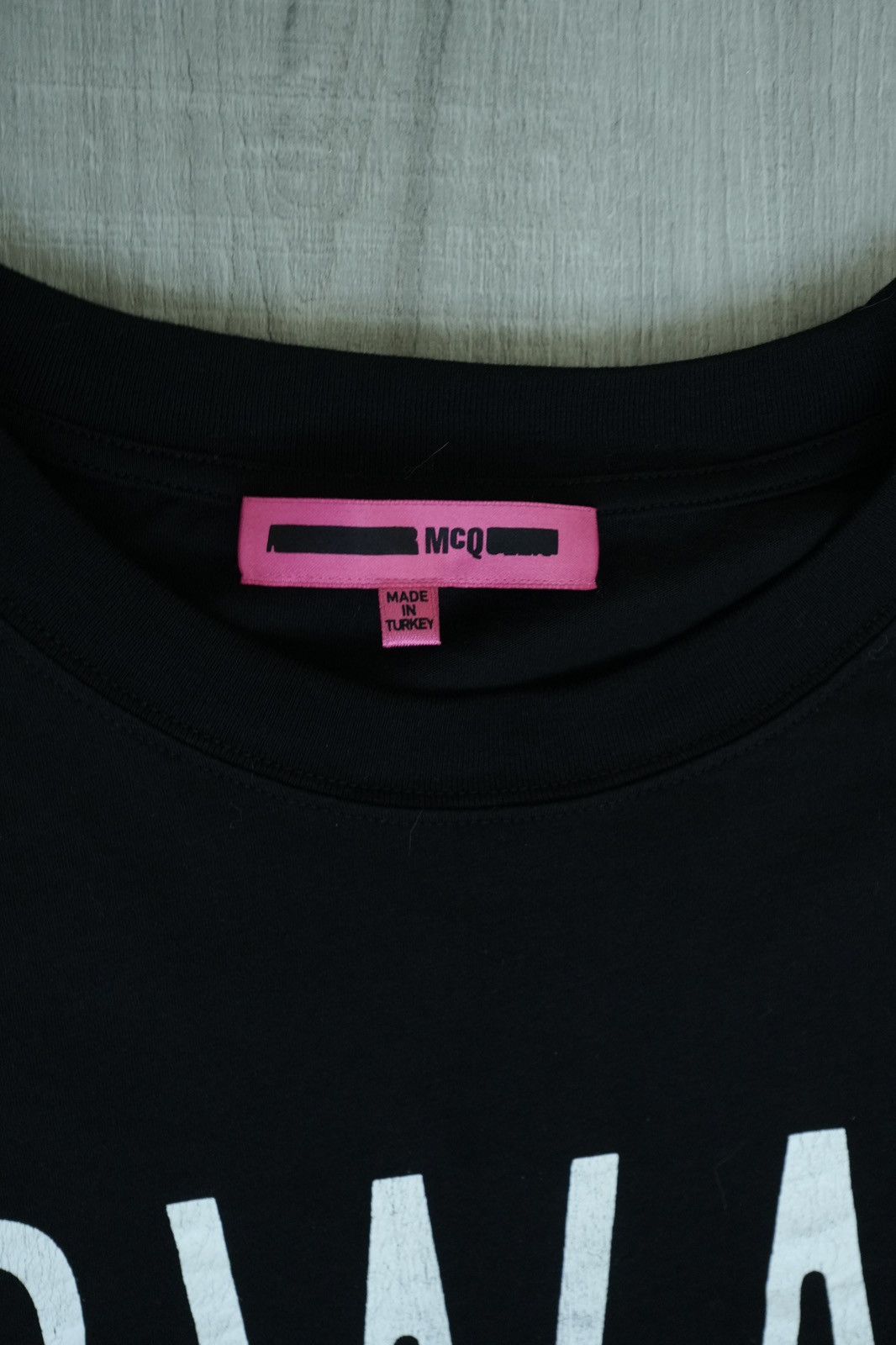 Alexander McQueen Alexander McQueen “Swallow” Long Sleeve Size US L / EU 52-54 / 3 - 5 Thumbnail