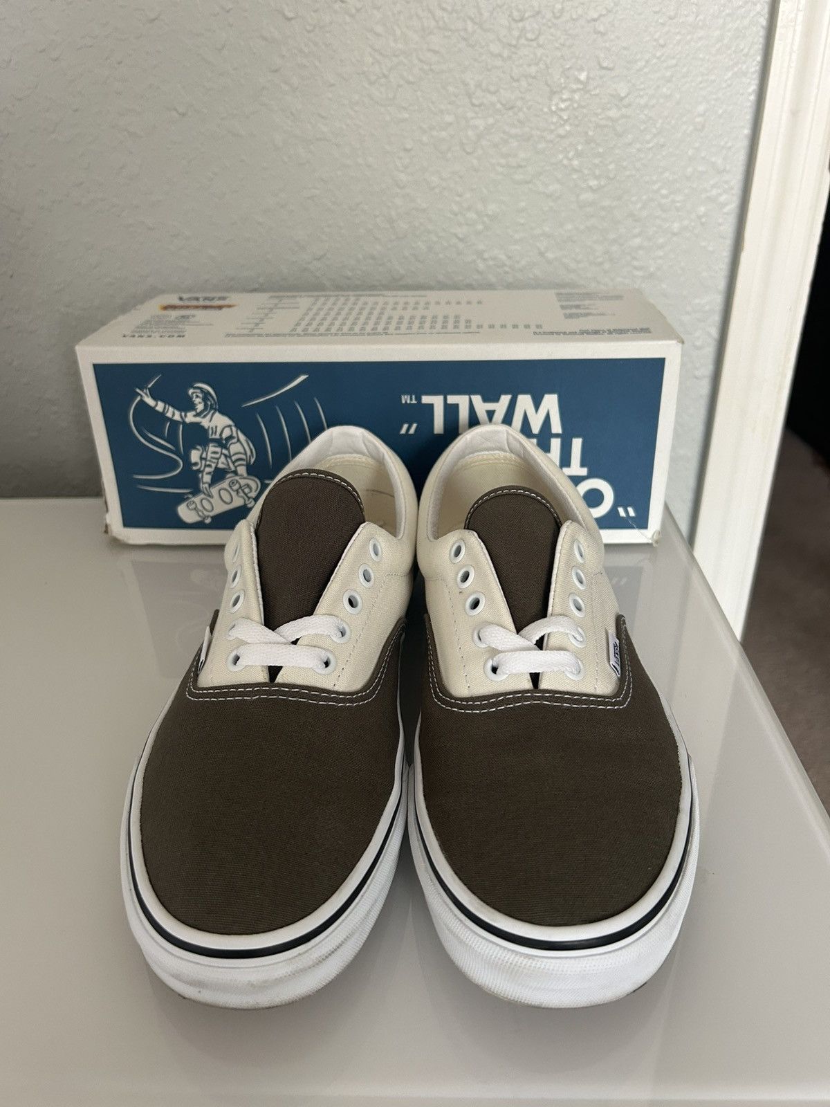 Vans Vans Era Green/Cream Size US 10 / EU 43 - 2 Thumbnail