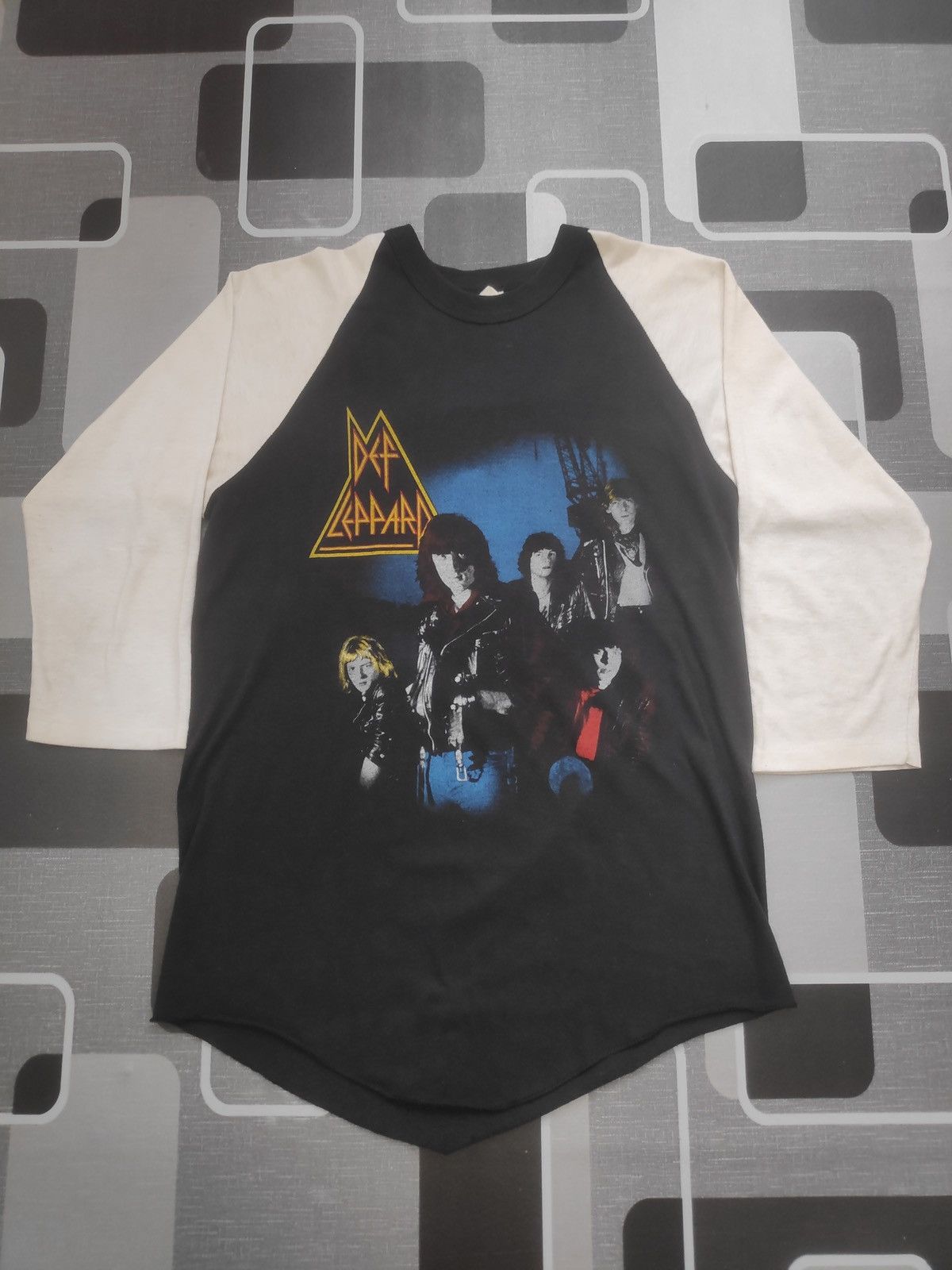 Def Leppard Vtg Def Leppard Tour Brigade Size US M / EU 48-50 / 2 - 2 Thumbnail
